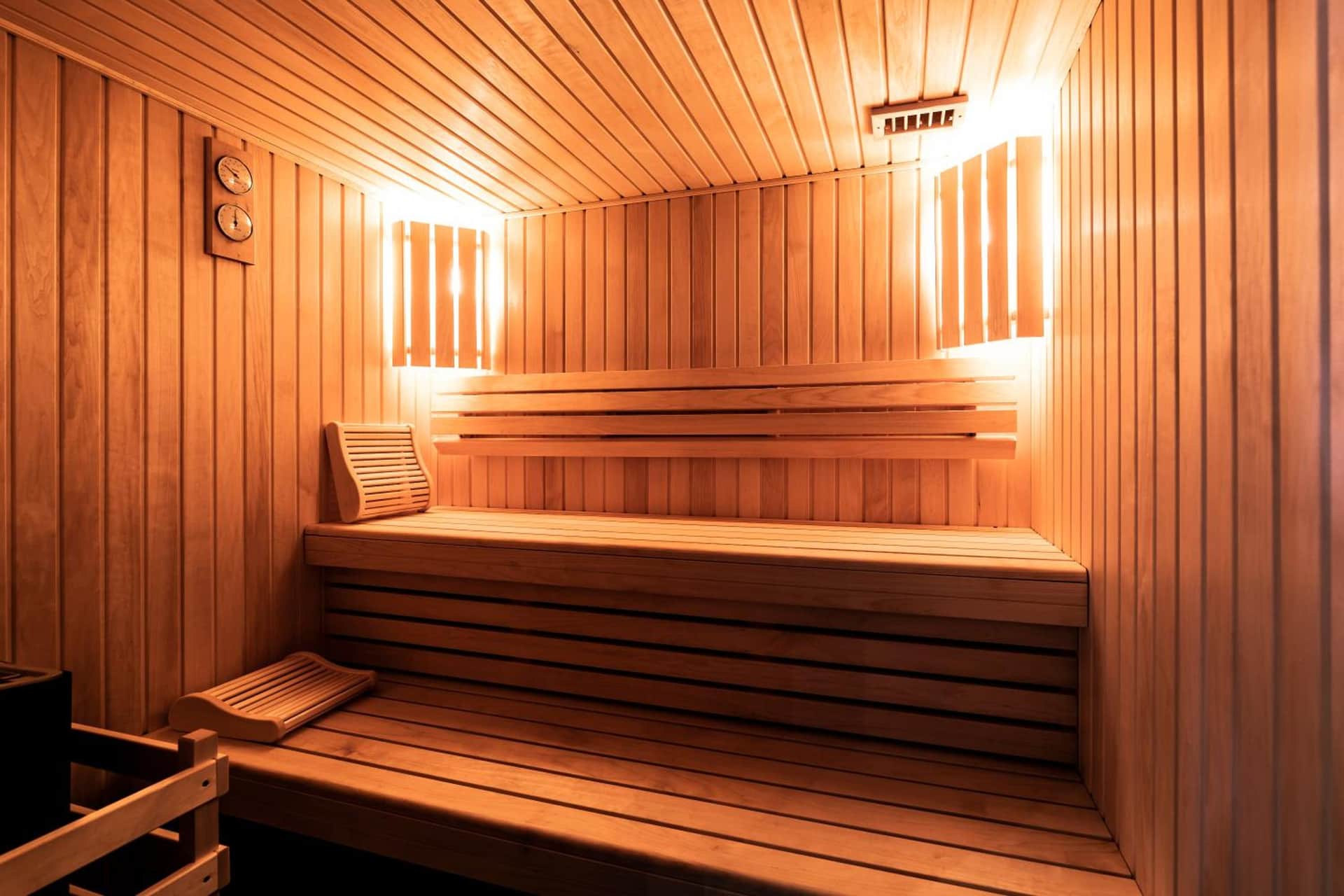 Brit Hotel Le Galion & Spa