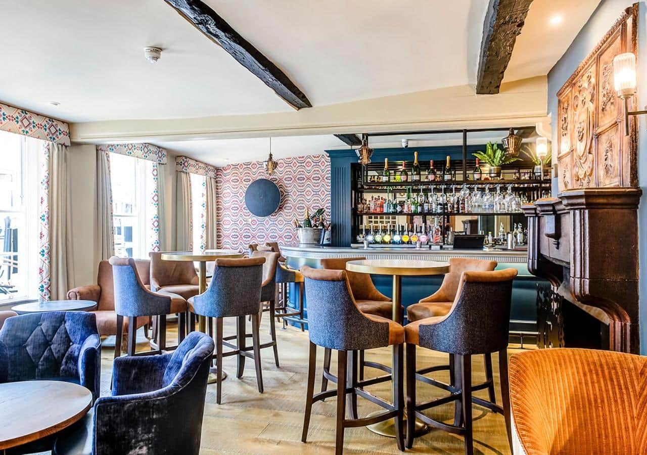 The George Hotel