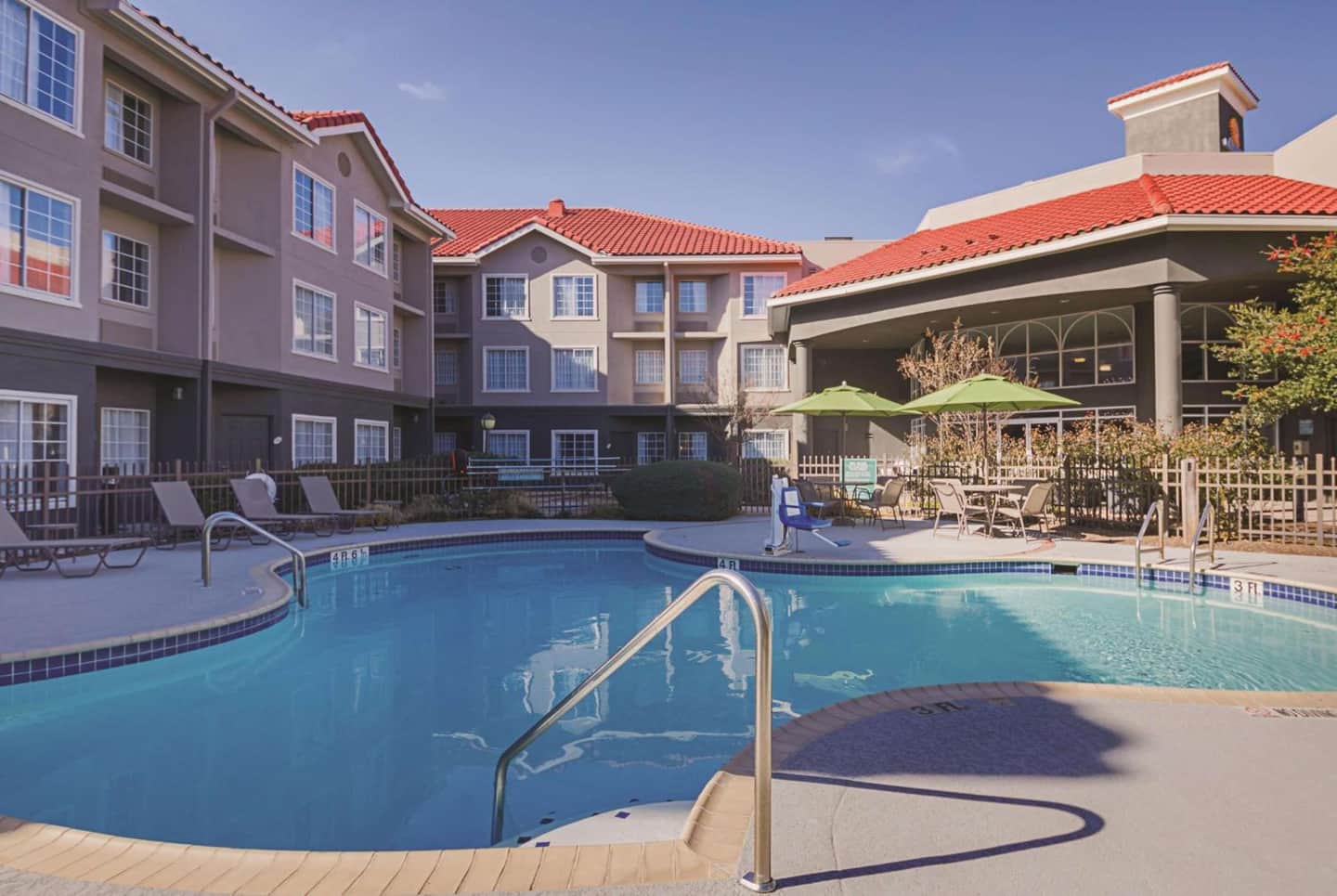 La Quinta Inn & Suites by Wyndham Austin Near The Domain