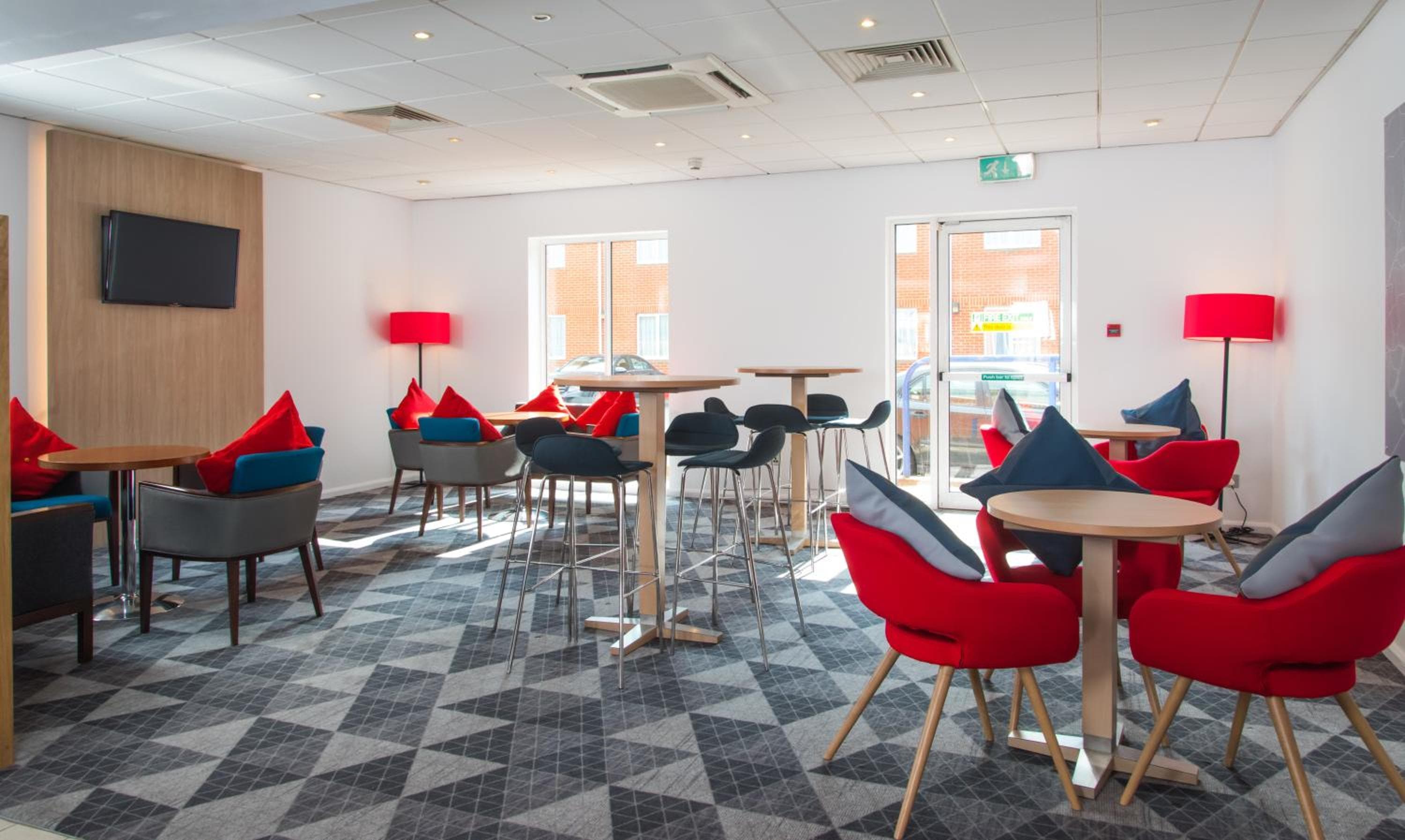 Holiday Inn Express - Southampton - West