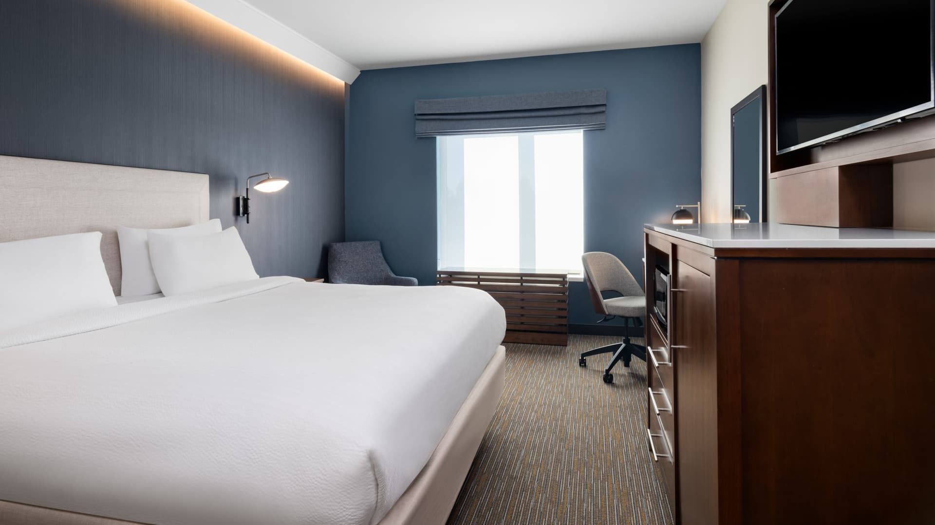 Courtyard by Marriott Seattle SeaTac Airport