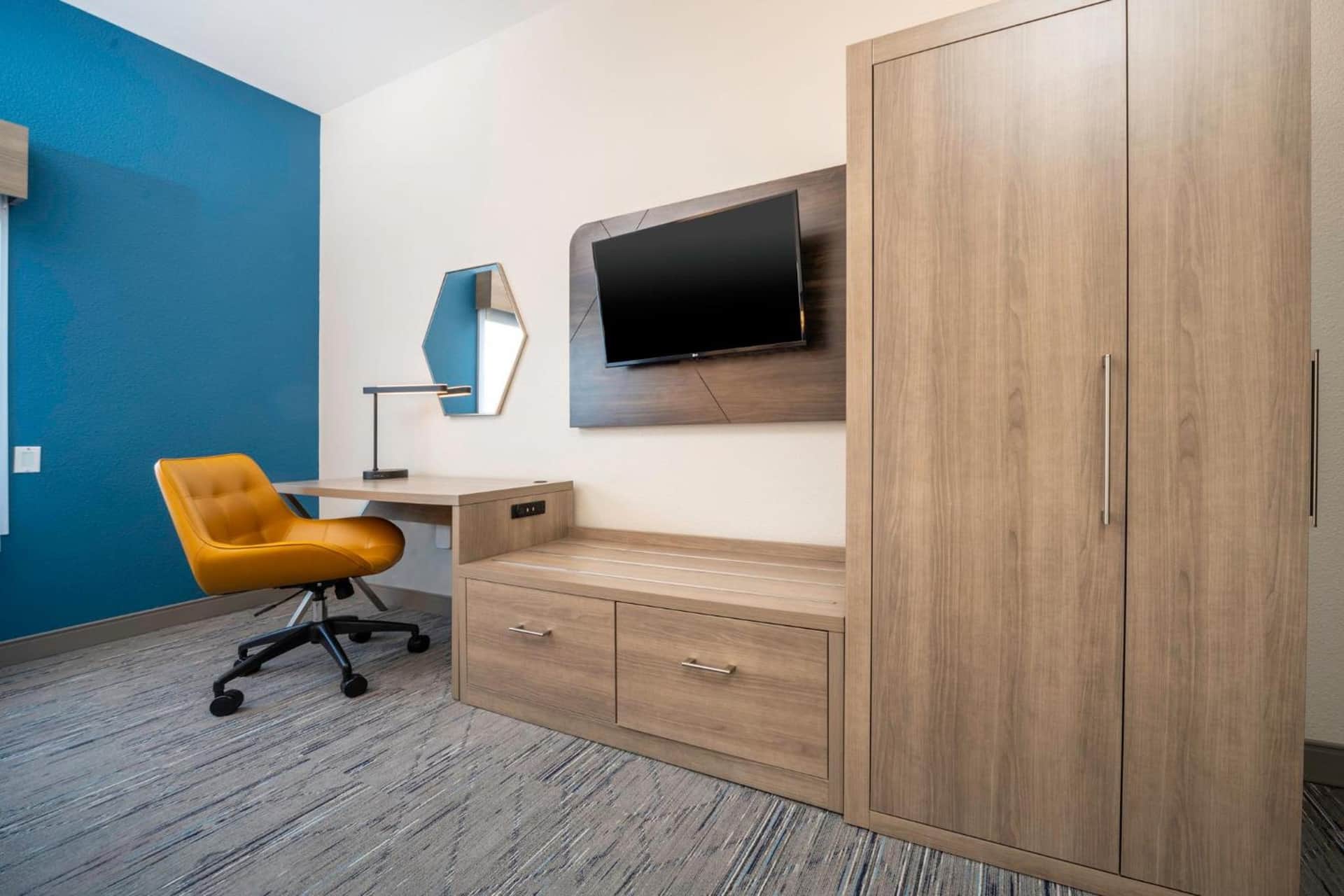 Holiday Inn Express and Suites Atlanta-Johns Creek by IHG