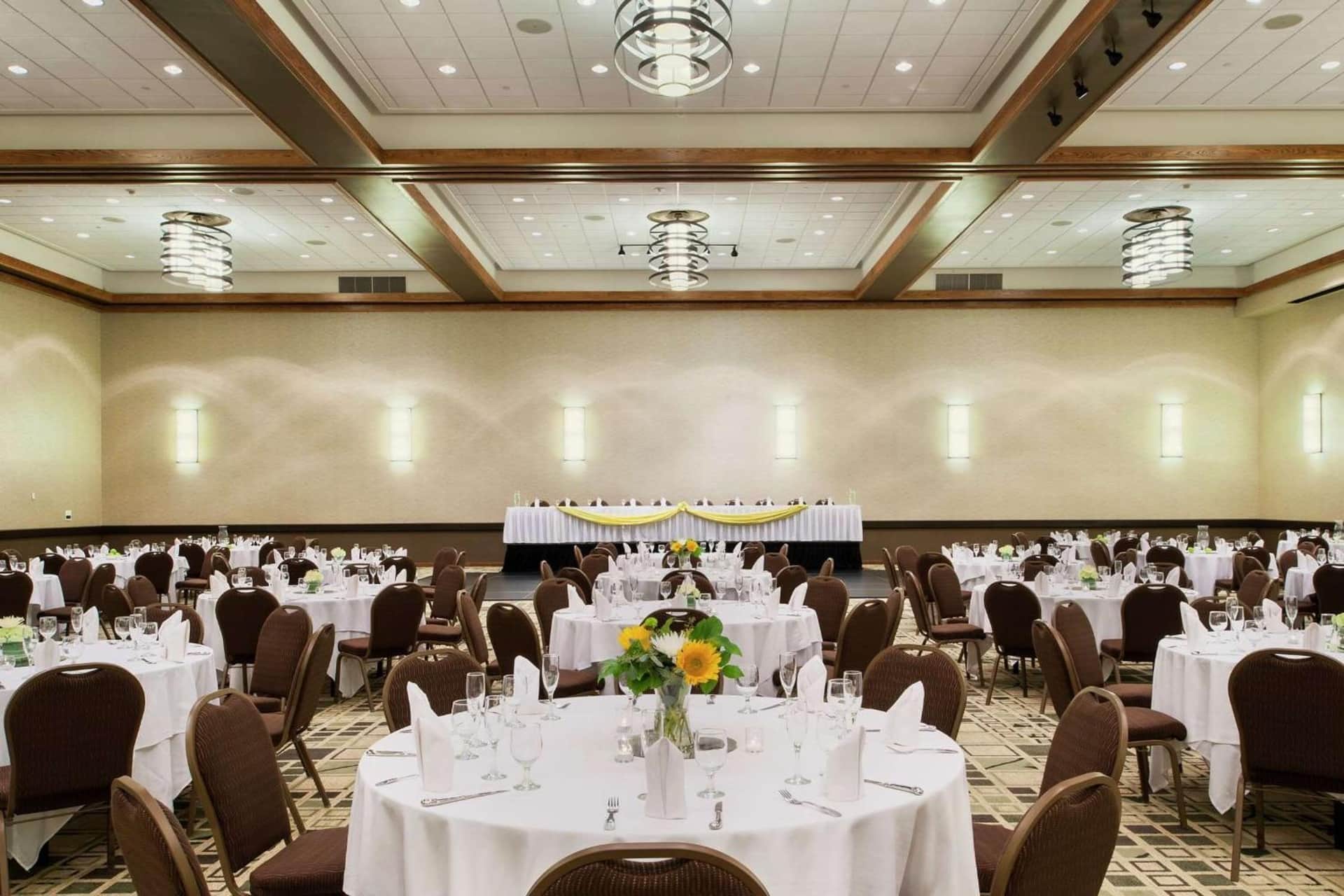 DoubleTree by Hilton Hotel Omaha Downtown