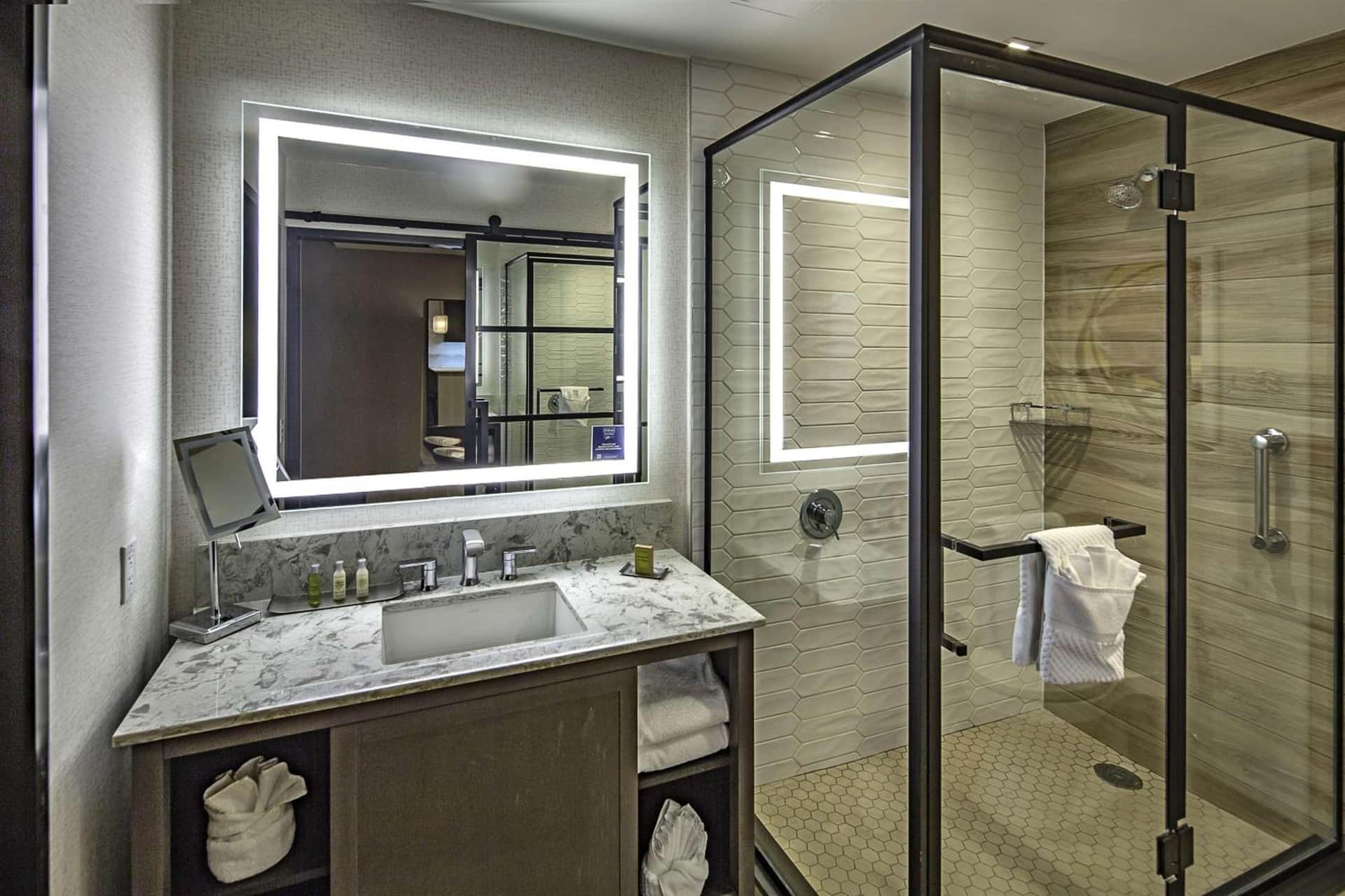 DoubleTree by Hilton Modesto