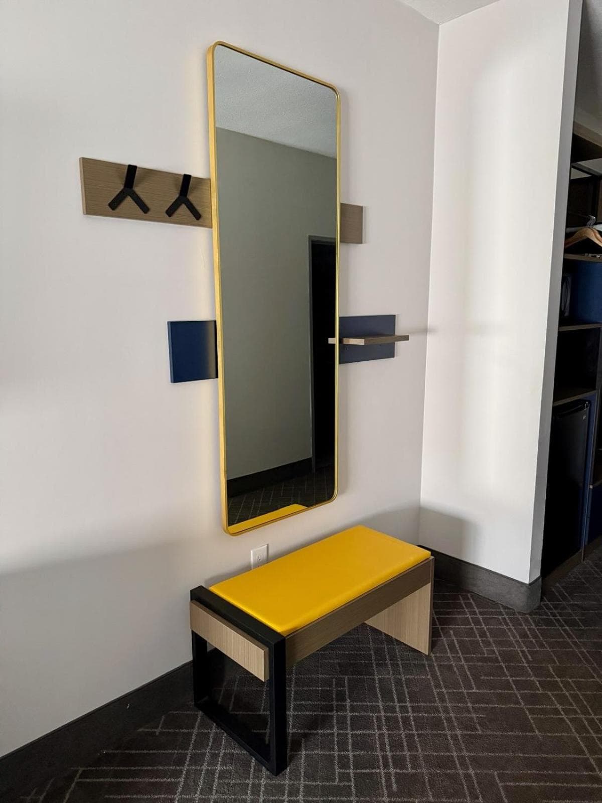 Comfort Inn & Suites Love Field-Dallas Market Center