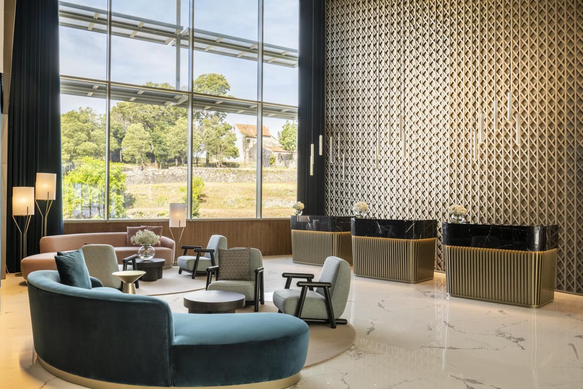 Renaissance Porto Lapa Hotel