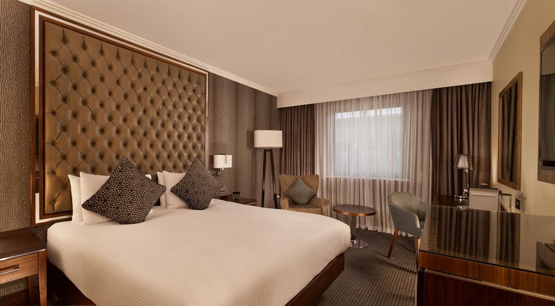DoubleTree by Hilton Woking