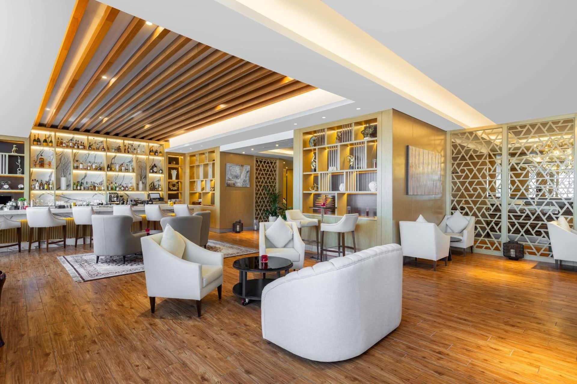V Hotel Dubai, Curio Collection by Hilton