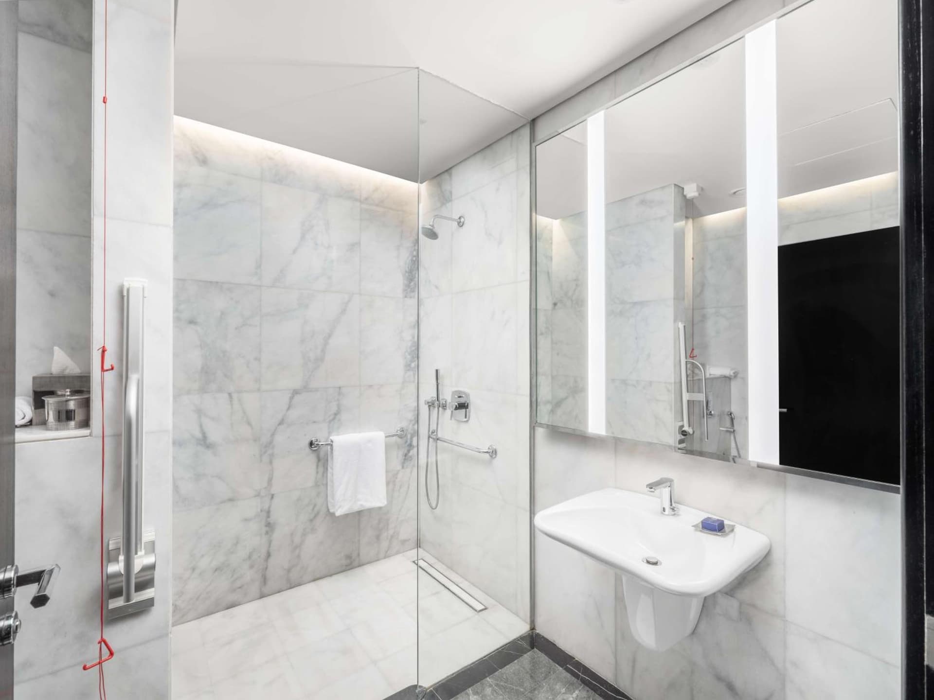 The Hotel Galleria Jeddah, Curio Collection by Hilton