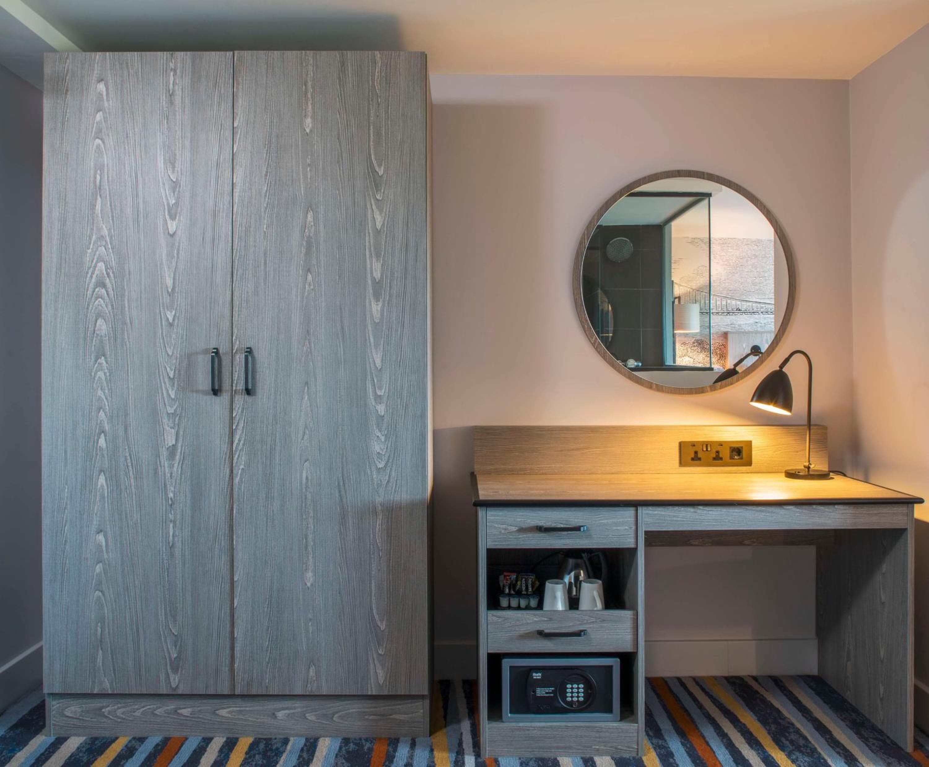 DoubleTree by Hilton Bristol South - Cadbury House