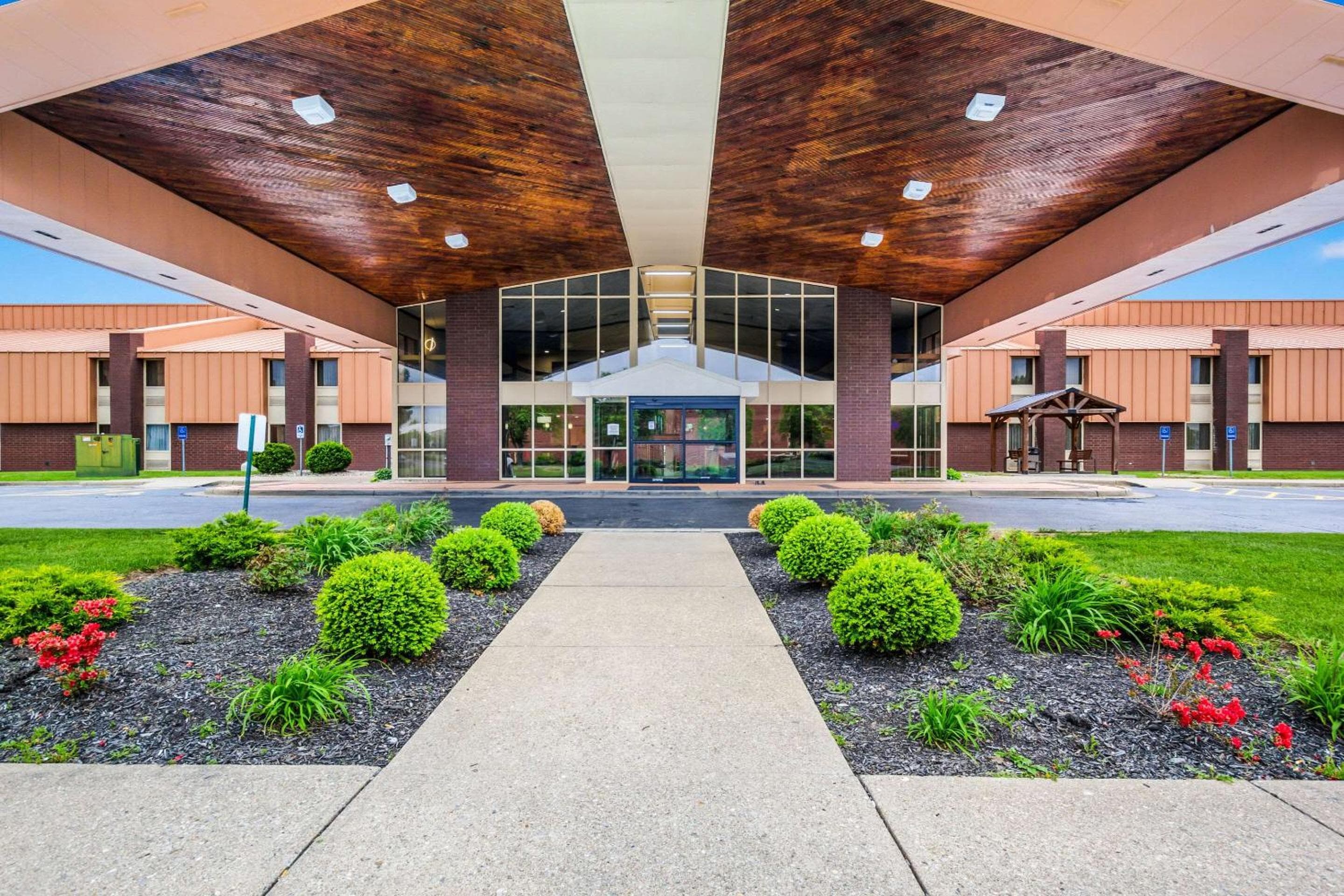 Quality Inn & Suite Florence - Cincinnati South