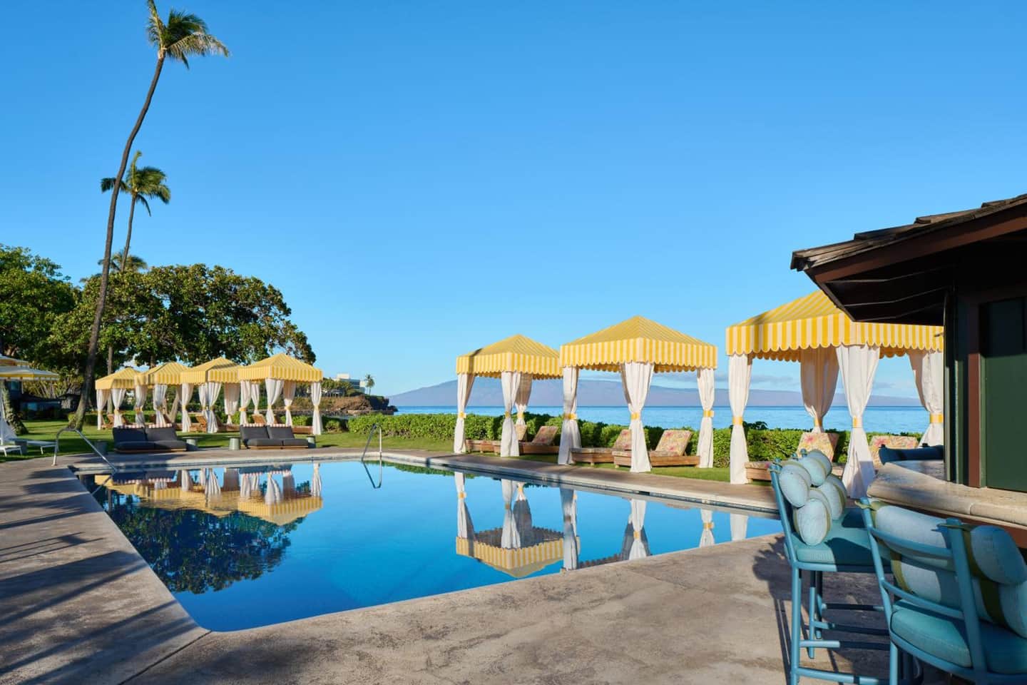 Royal Lahaina Resort & Bungalows