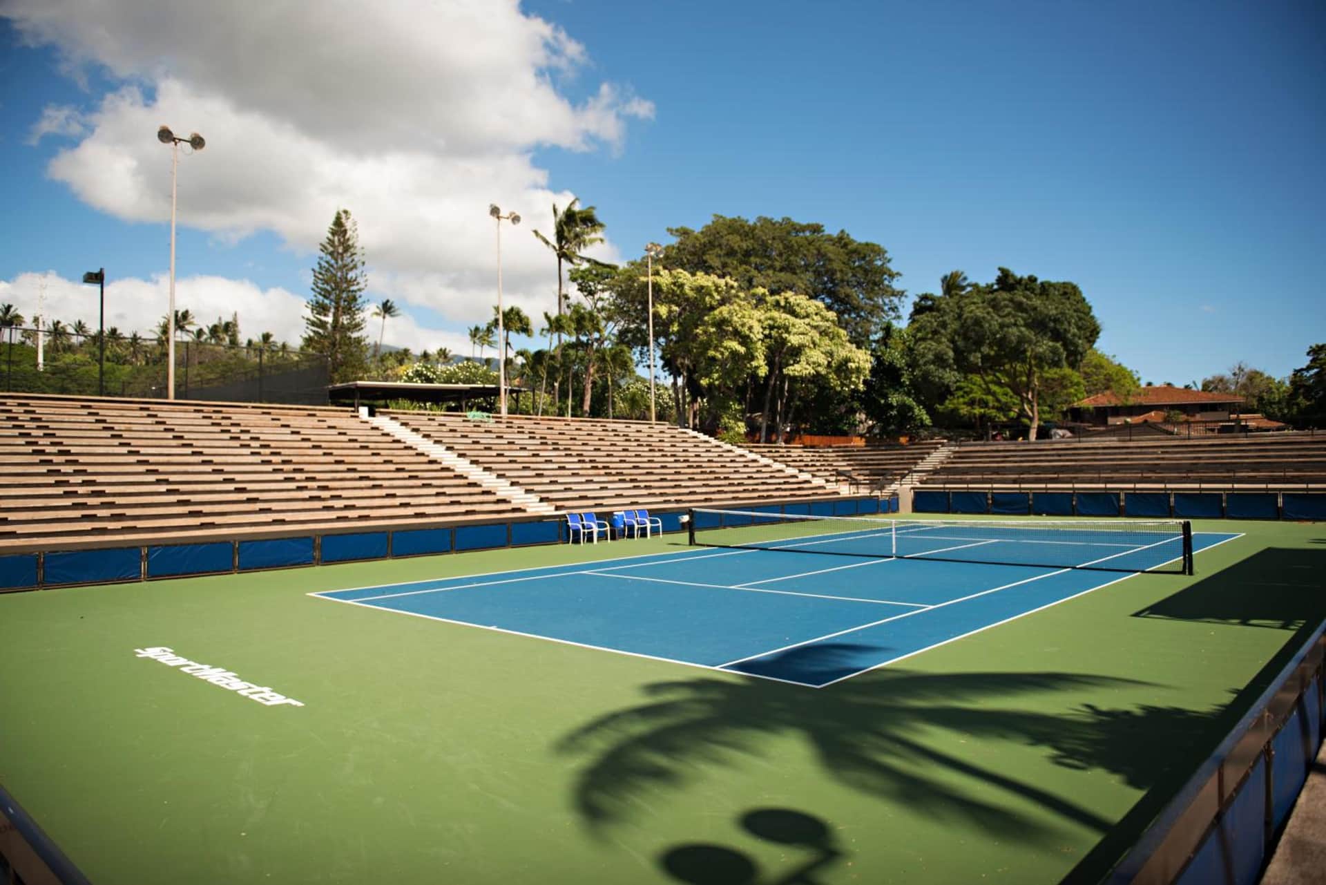 Royal Lahaina Resort & Bungalows