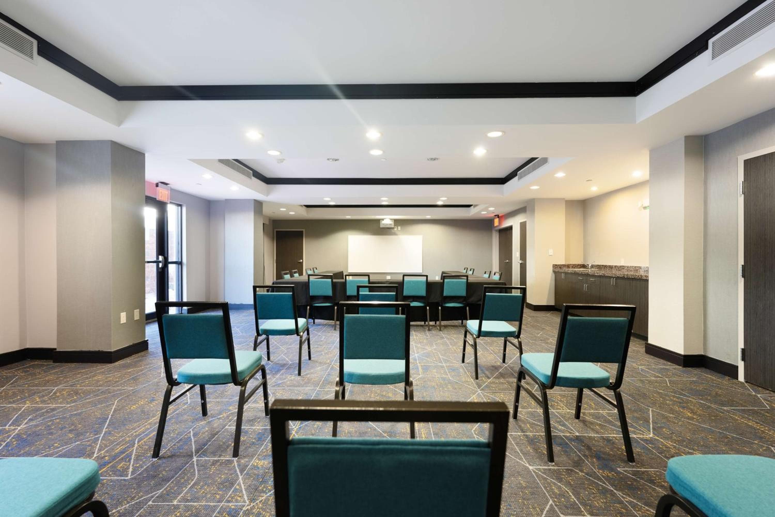 Hampton Inn & Suites Tulsa/Central