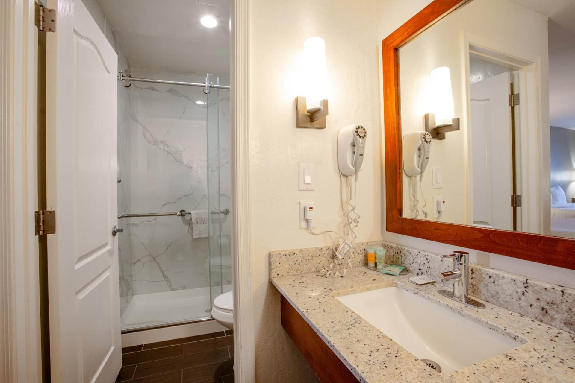 The Hotel Serene Glendale Peoria, Surestay Collection by Best Western