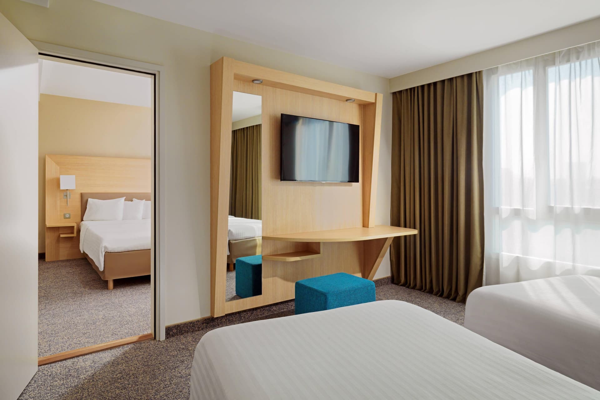 Courtyard by Marriott Paris La Defense West - Colombes