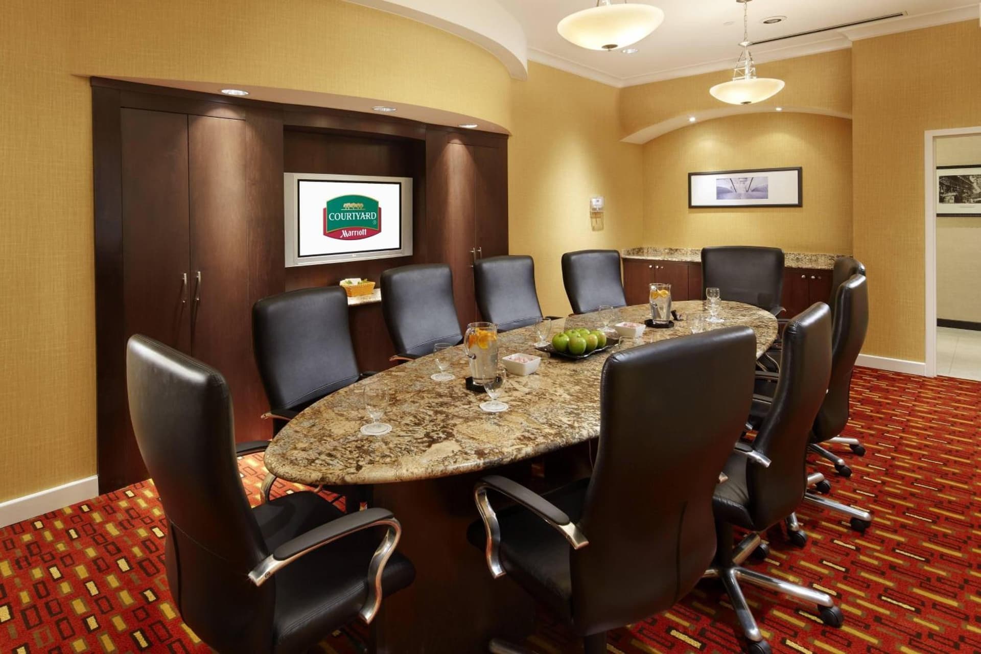 Courtyard by Marriott Pittsburgh West Homestead Waterfront