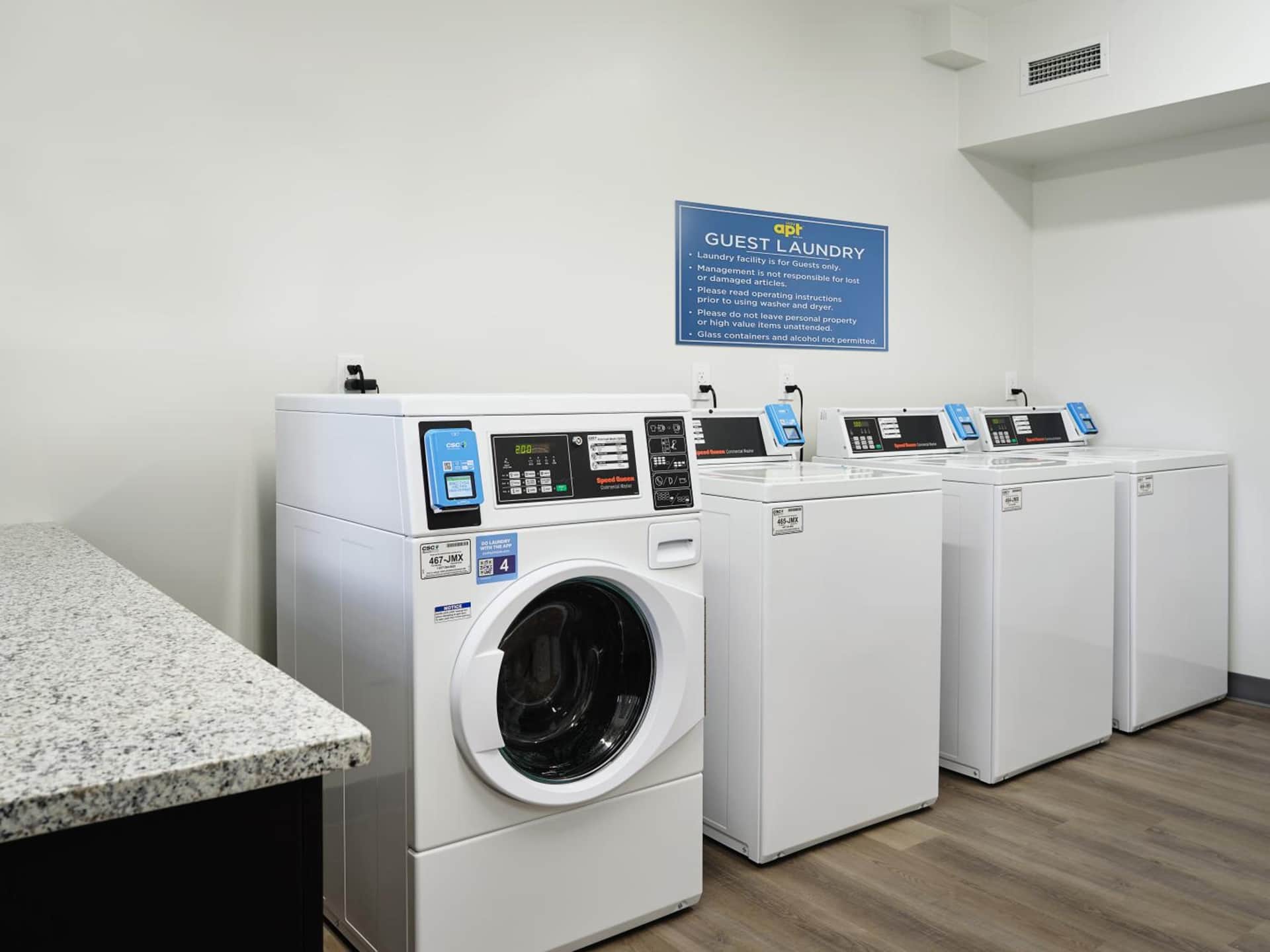 stayAPT Suites Charlotte North