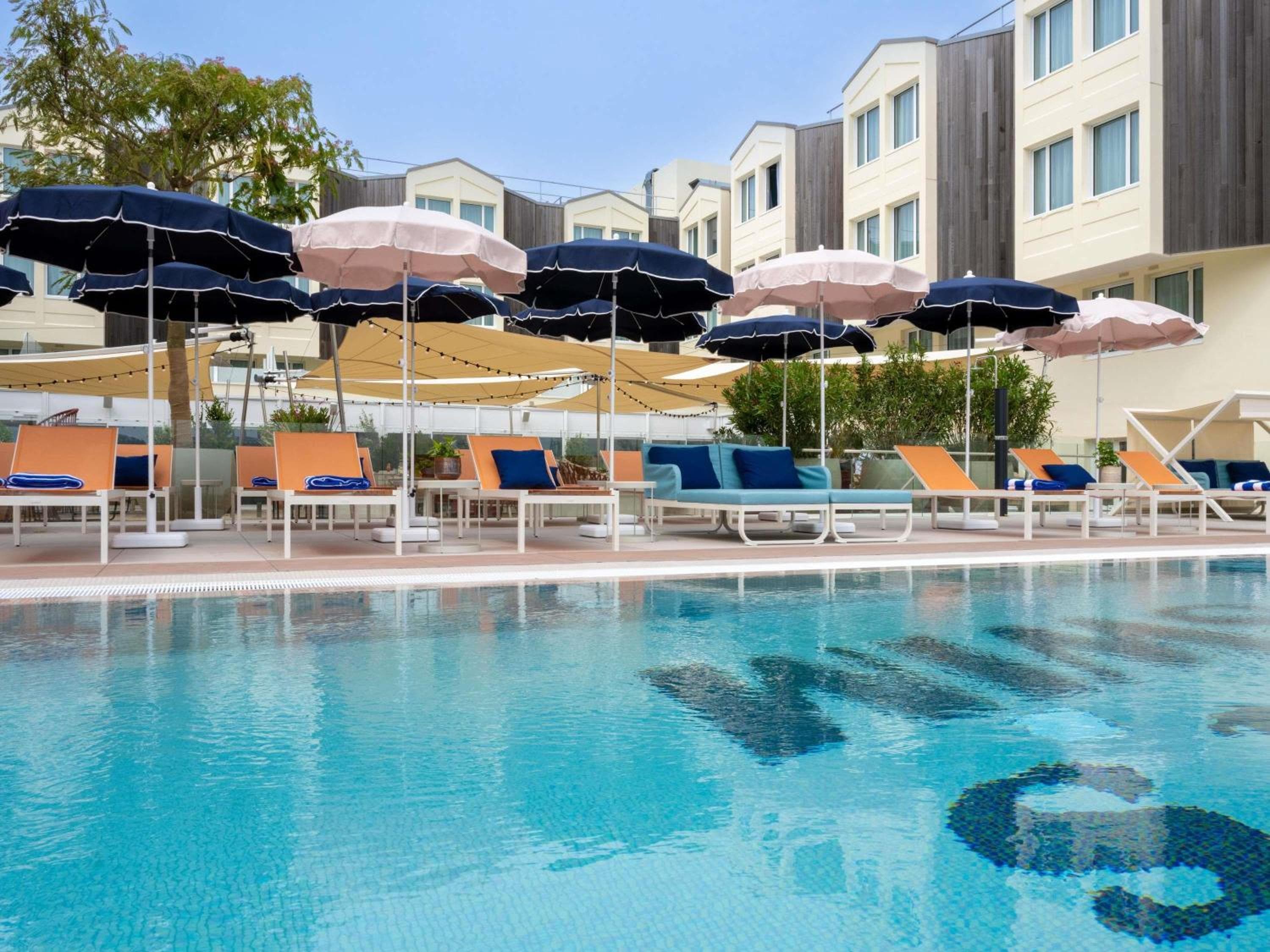 Mercure La Rochelle Vieux-Port Hotel