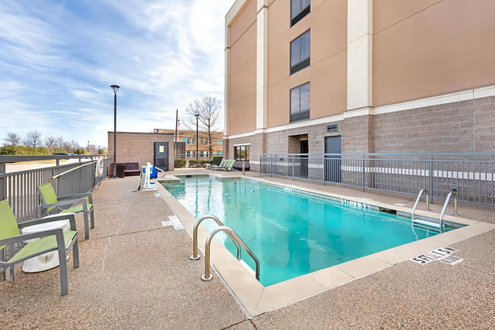Comfort Suites DFW N-Grapevine