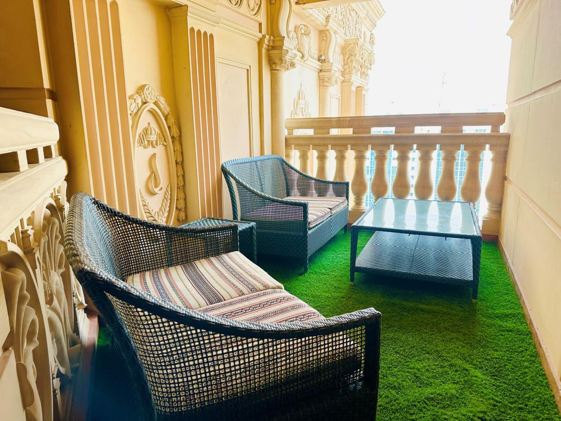 Royal Rose Hotel Abu Dhabi, Curio Collection by Hilton