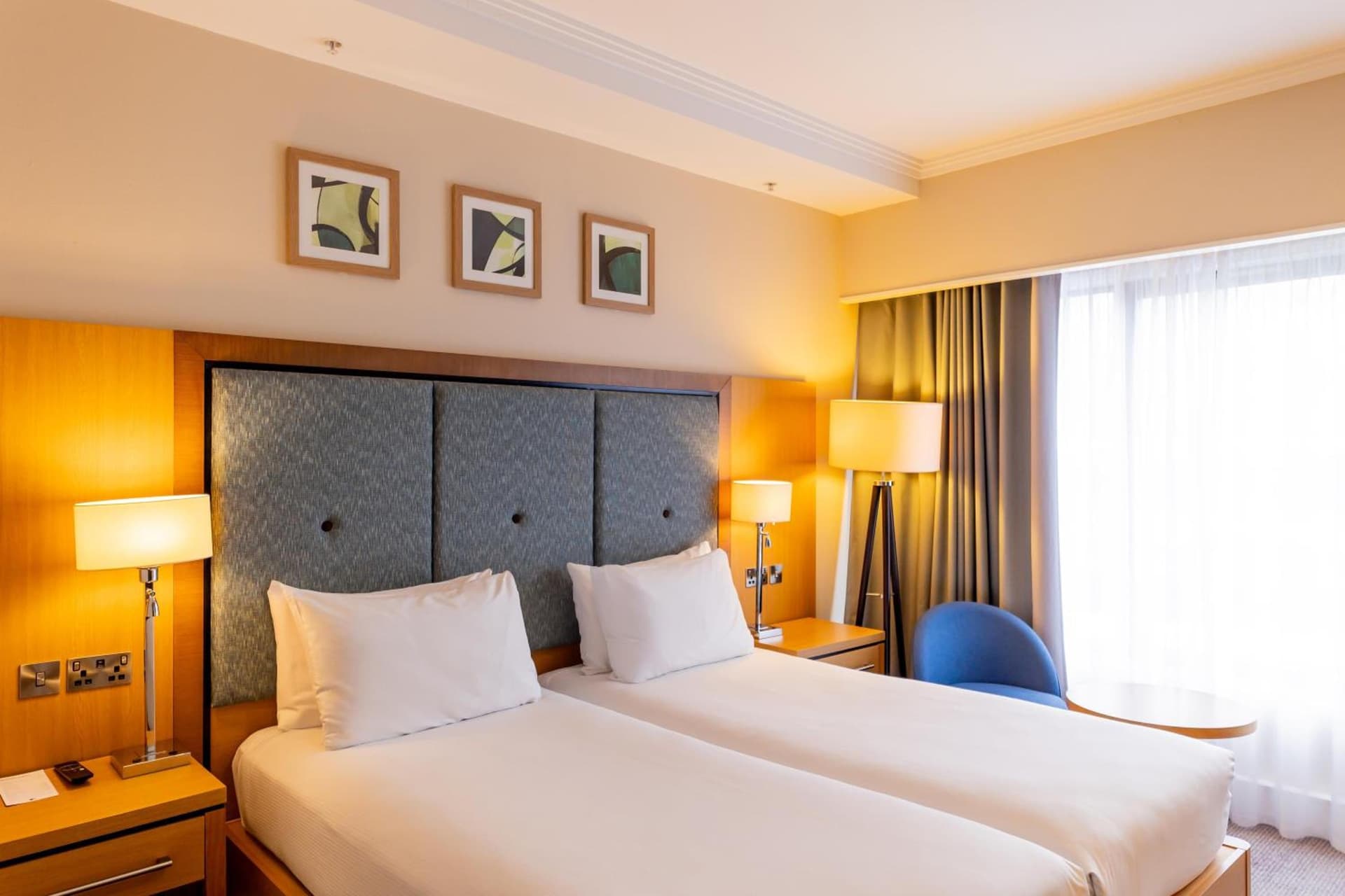 DoubleTree by Hilton London - Victoria