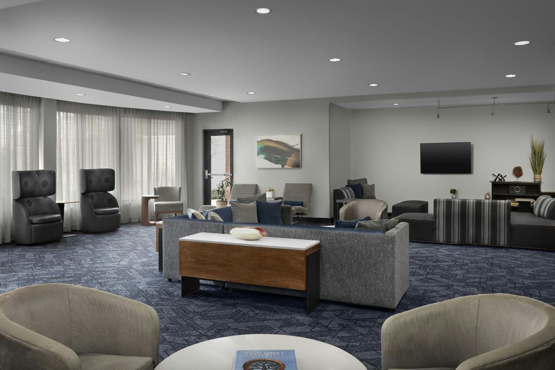 Courtyard by Marriott Greensboro Airport