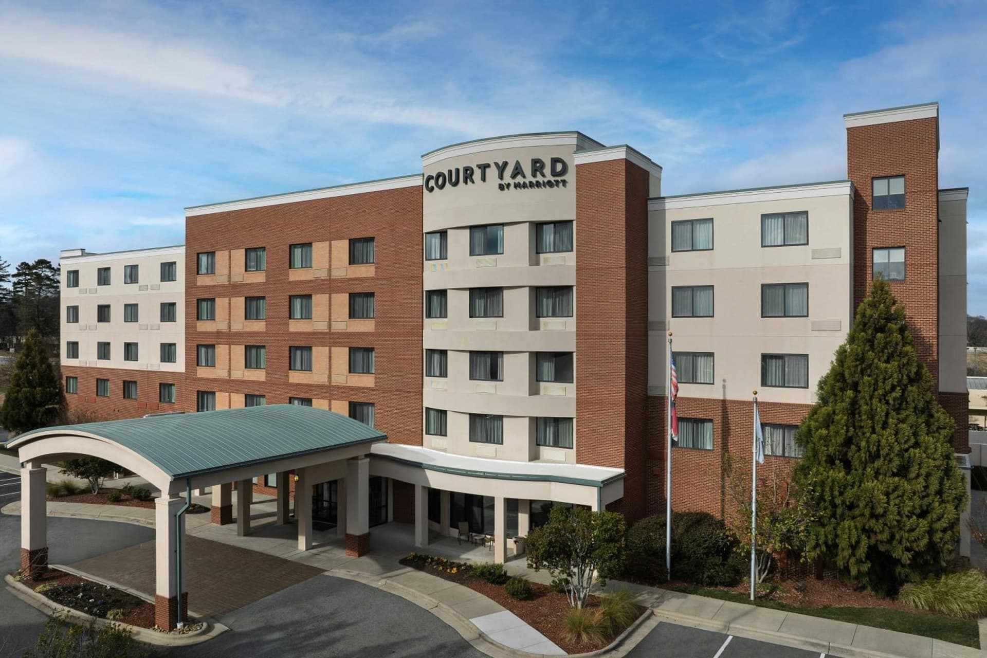 Courtyard by Marriott Greensboro Airport