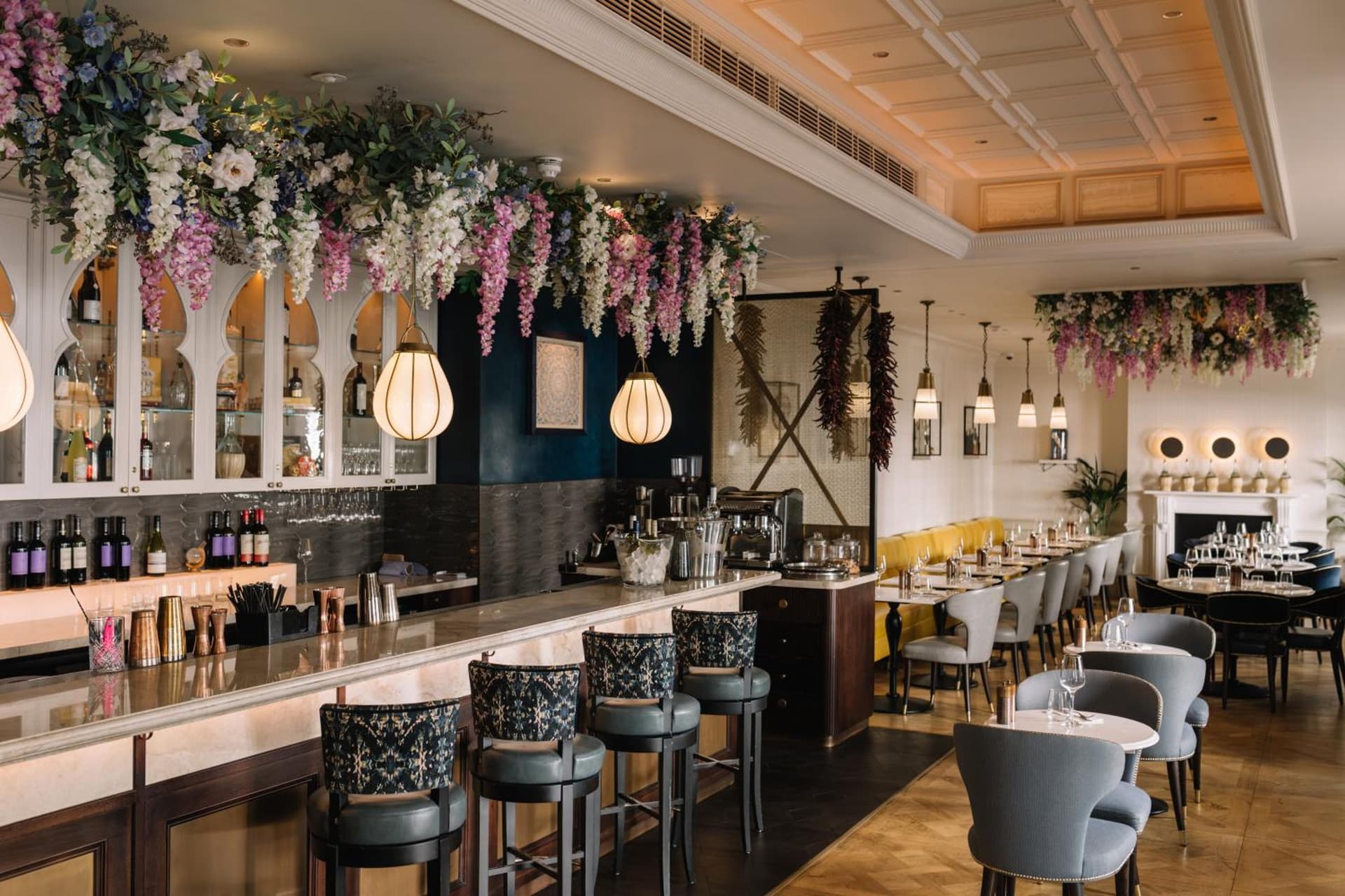 100 Queen's Gate Hotel London Kensington, Curio Collection by Hilton