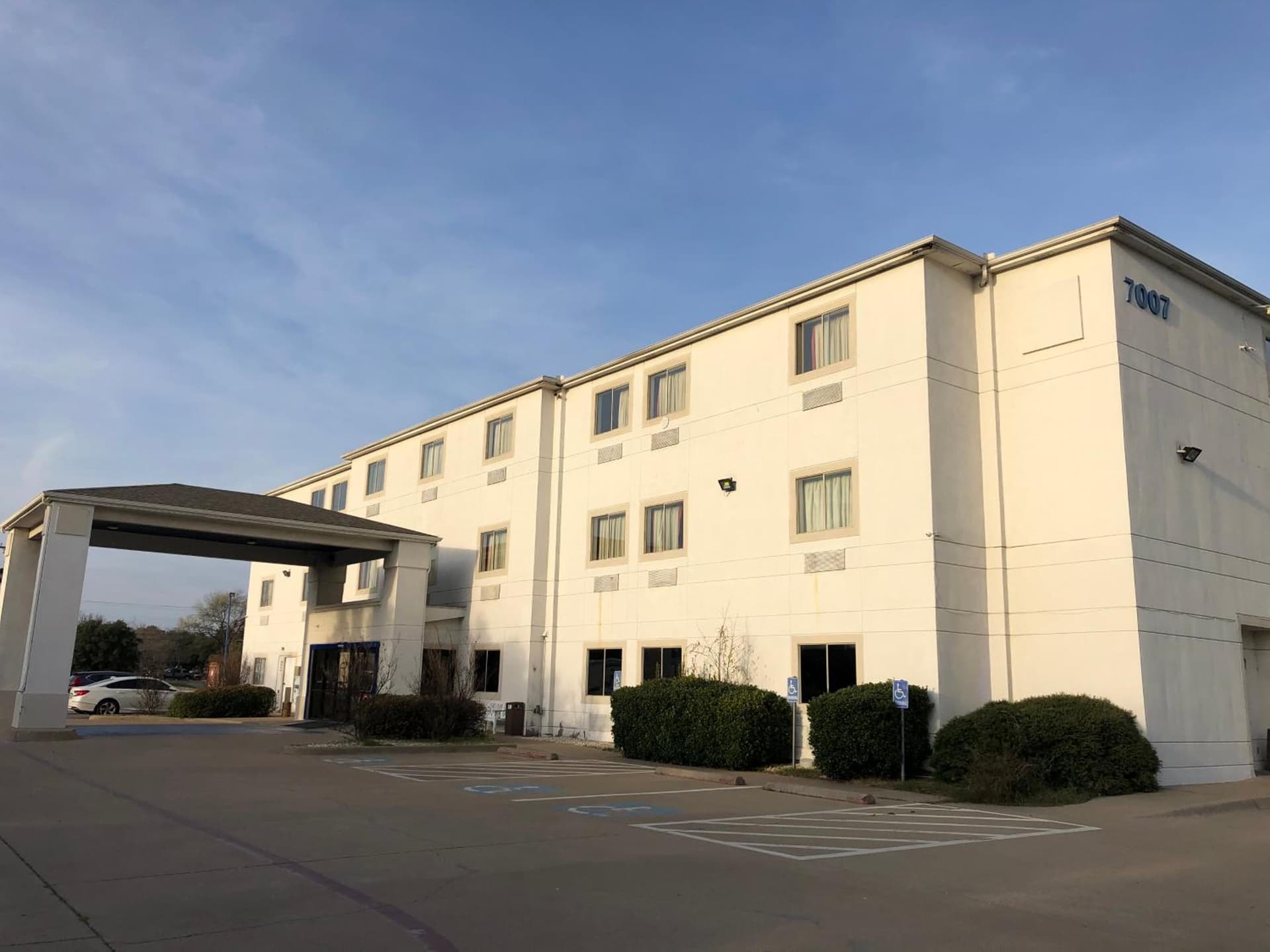Motel 6-Woodway, TX