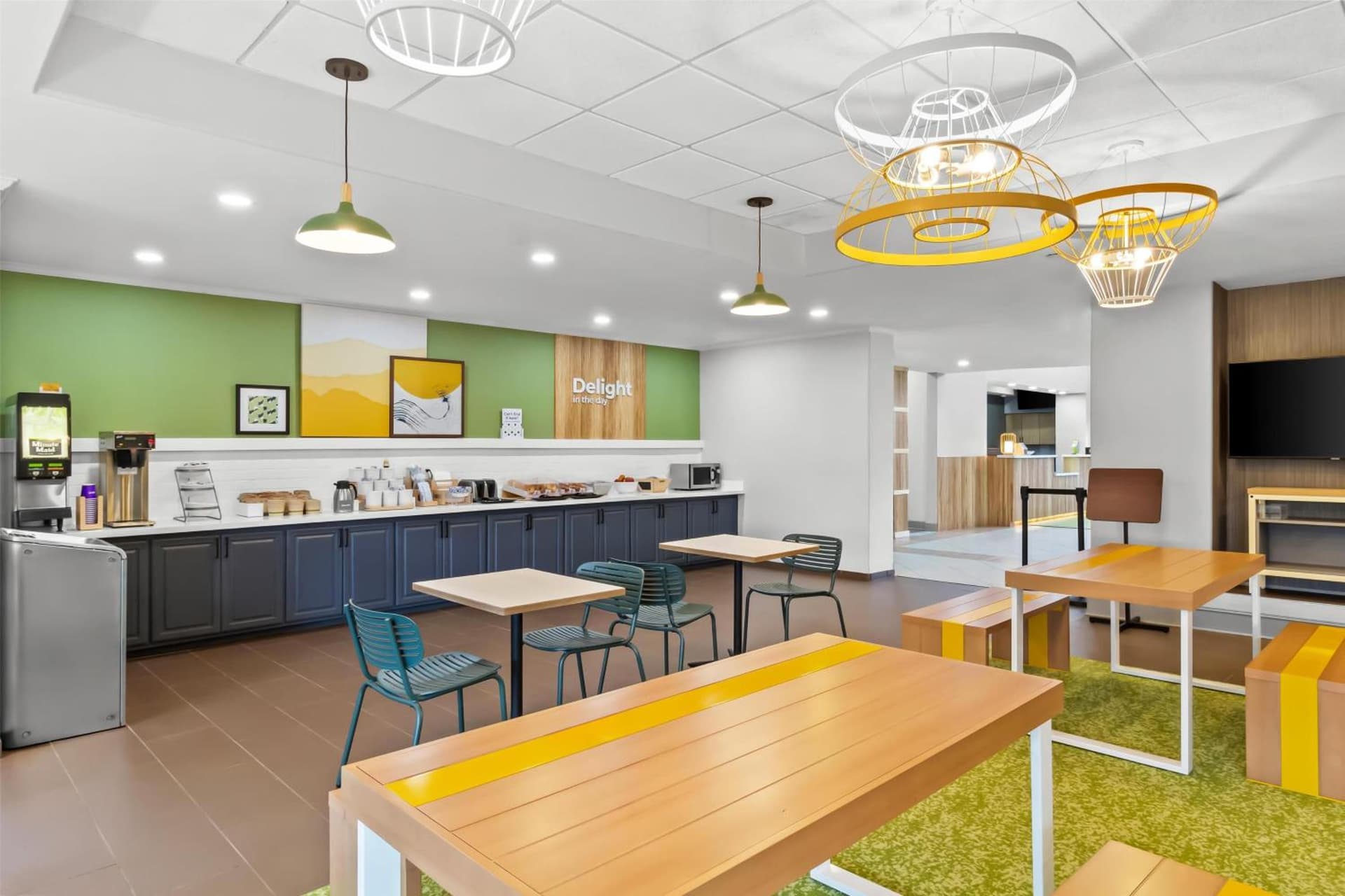 Spark by Hilton Houston Hobby Airport
