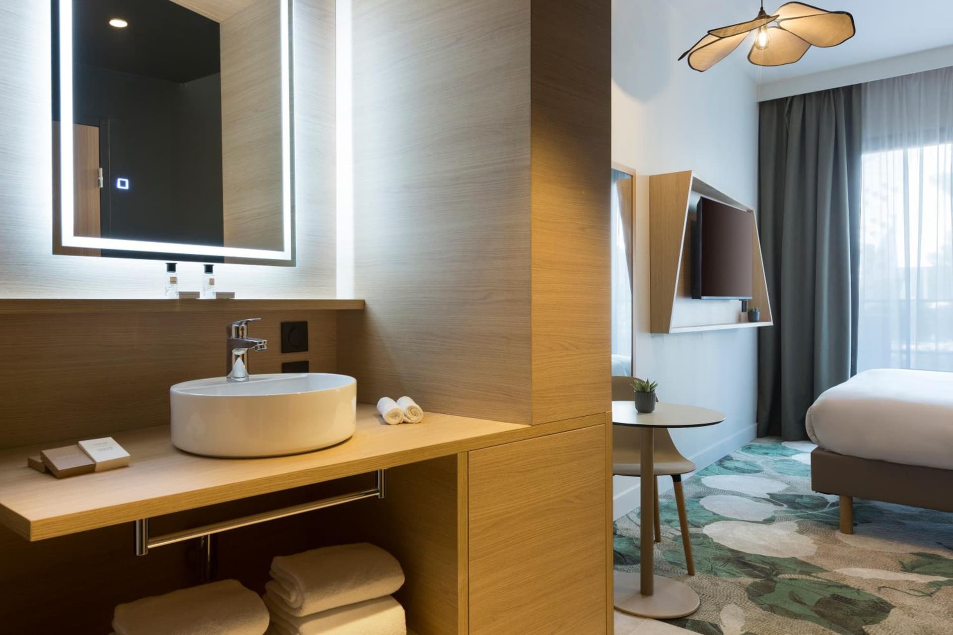 Mercure Nîmes Centre Arènes