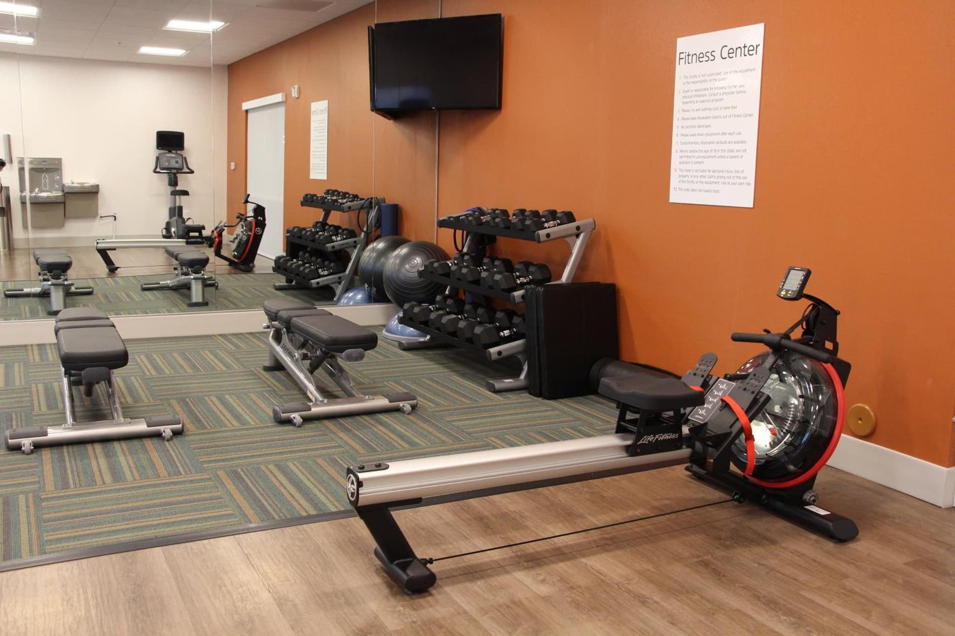 Holiday Inn Express & Suites - Phoenix - Airport North