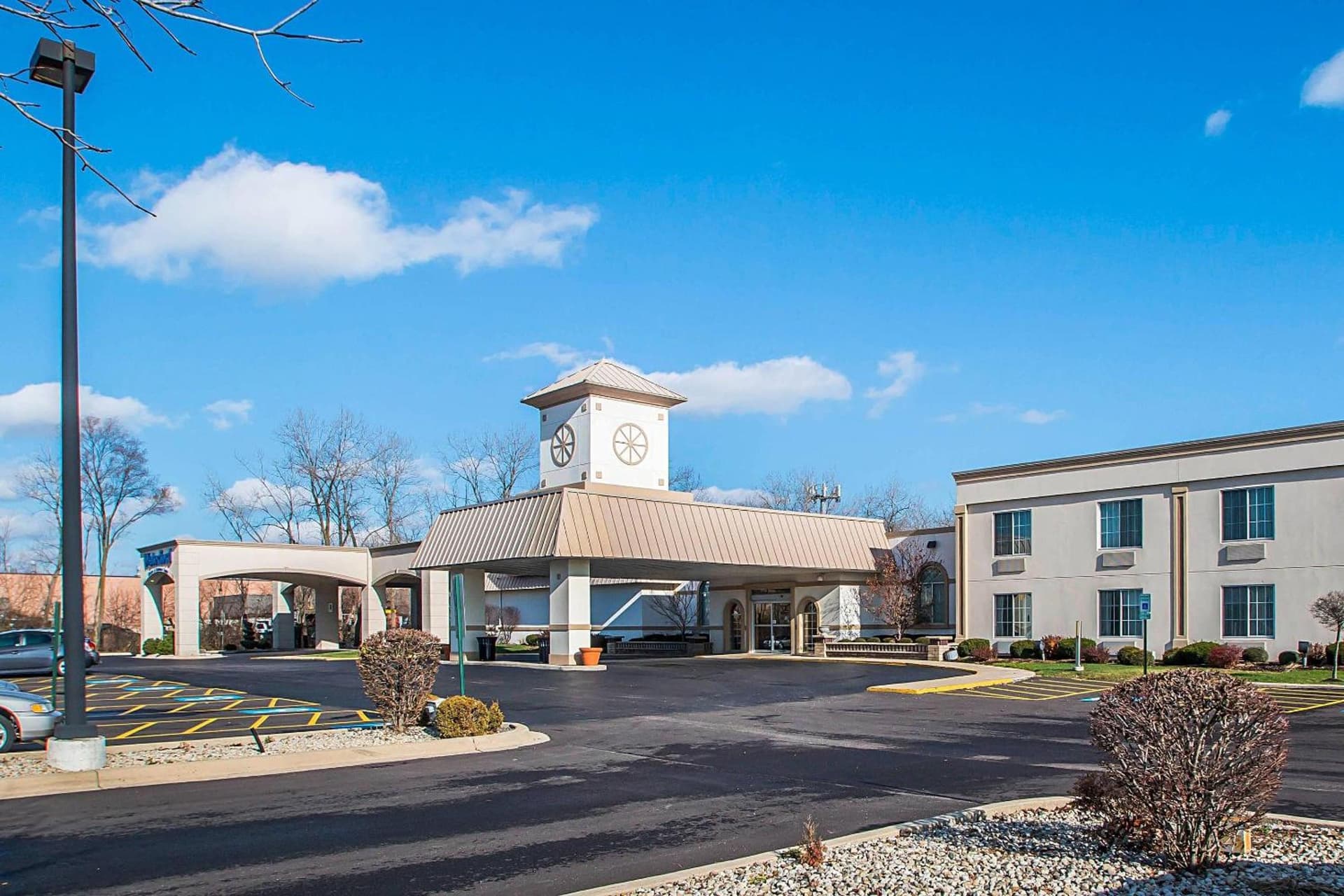 Clarion Inn Elmhurst - Oak Brook near I-88 I-290 I-294