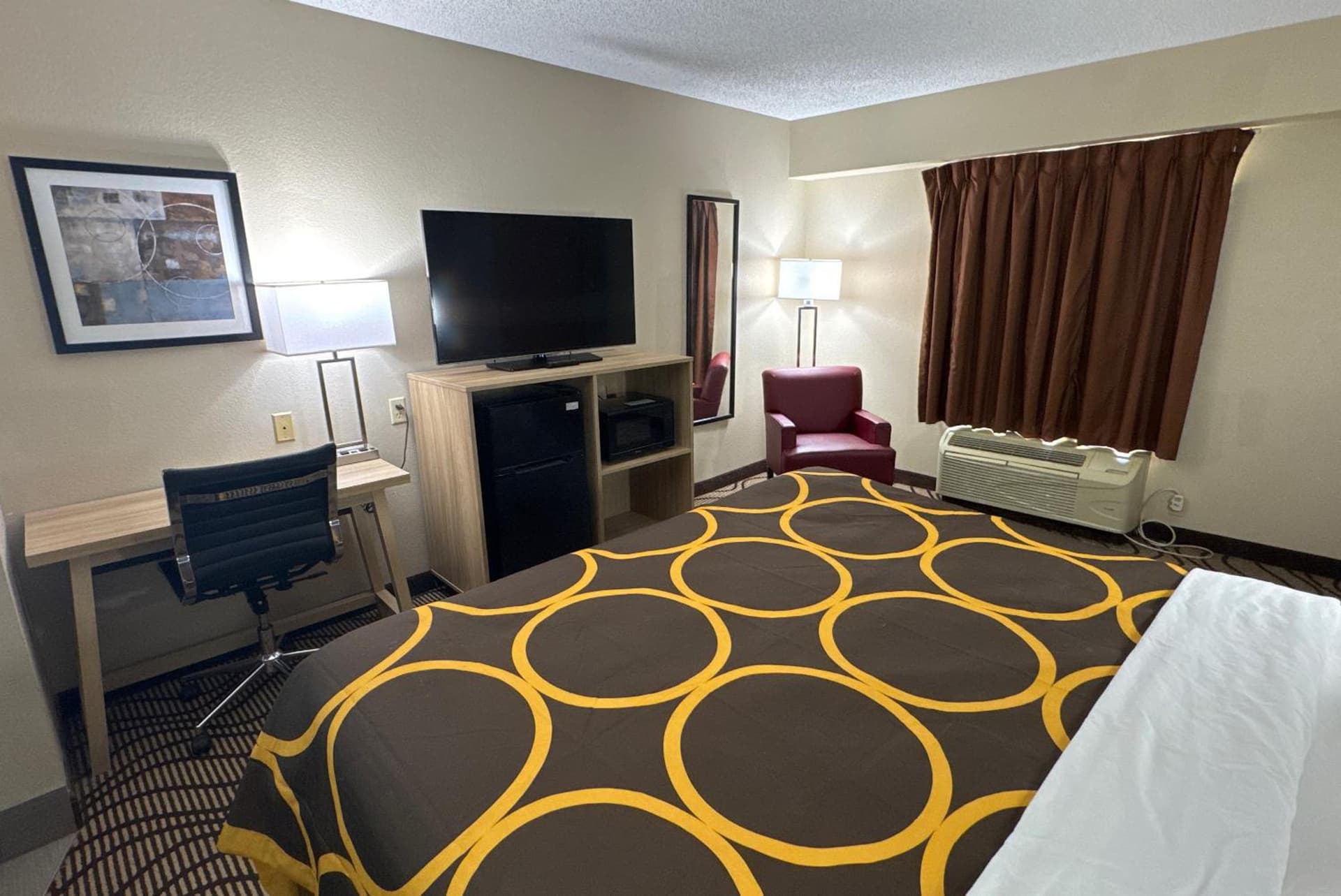 Super 8 by Wyndham Mars/Cranberry/Pittsburgh Area