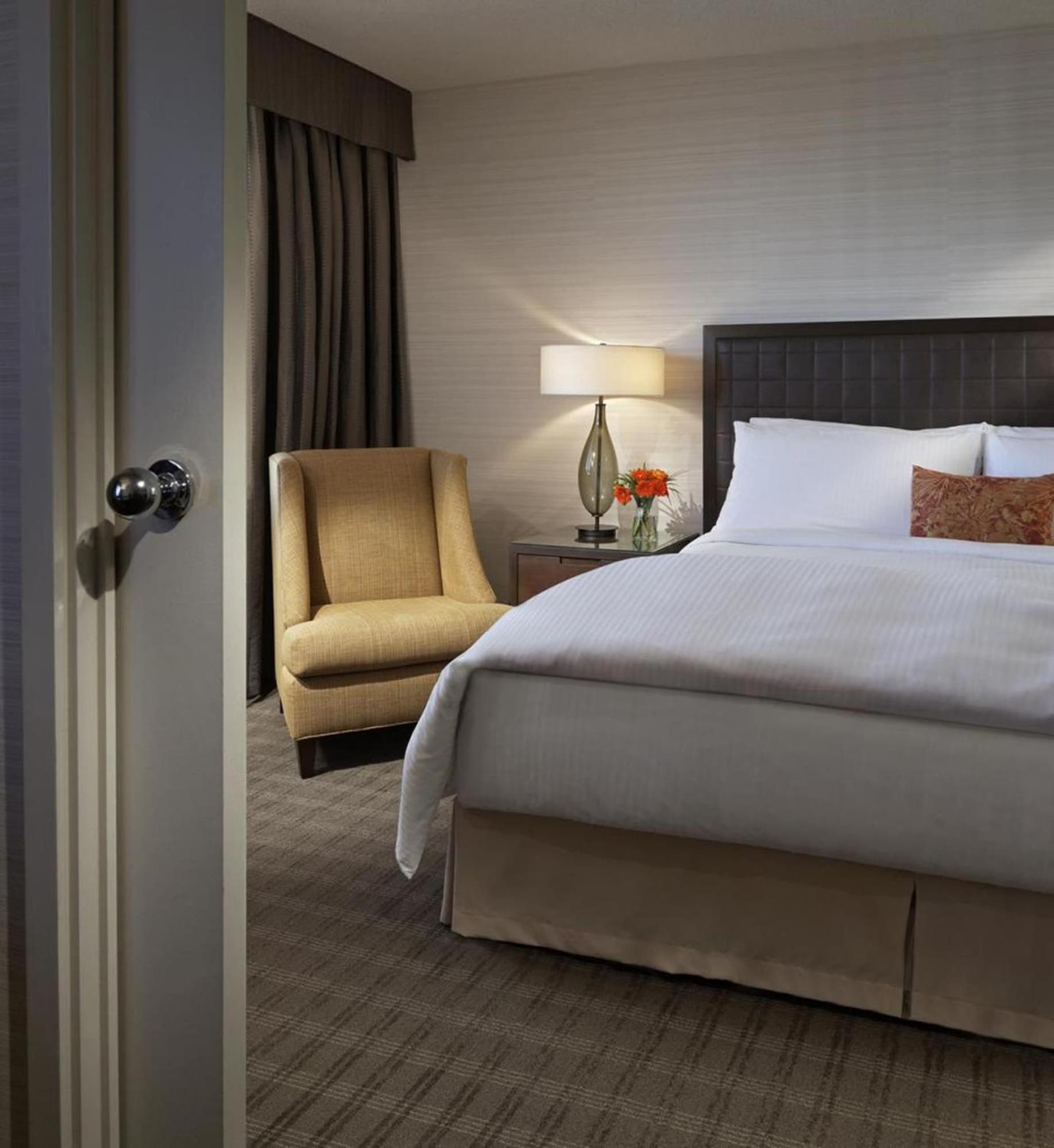 Cambridge Suites Toronto