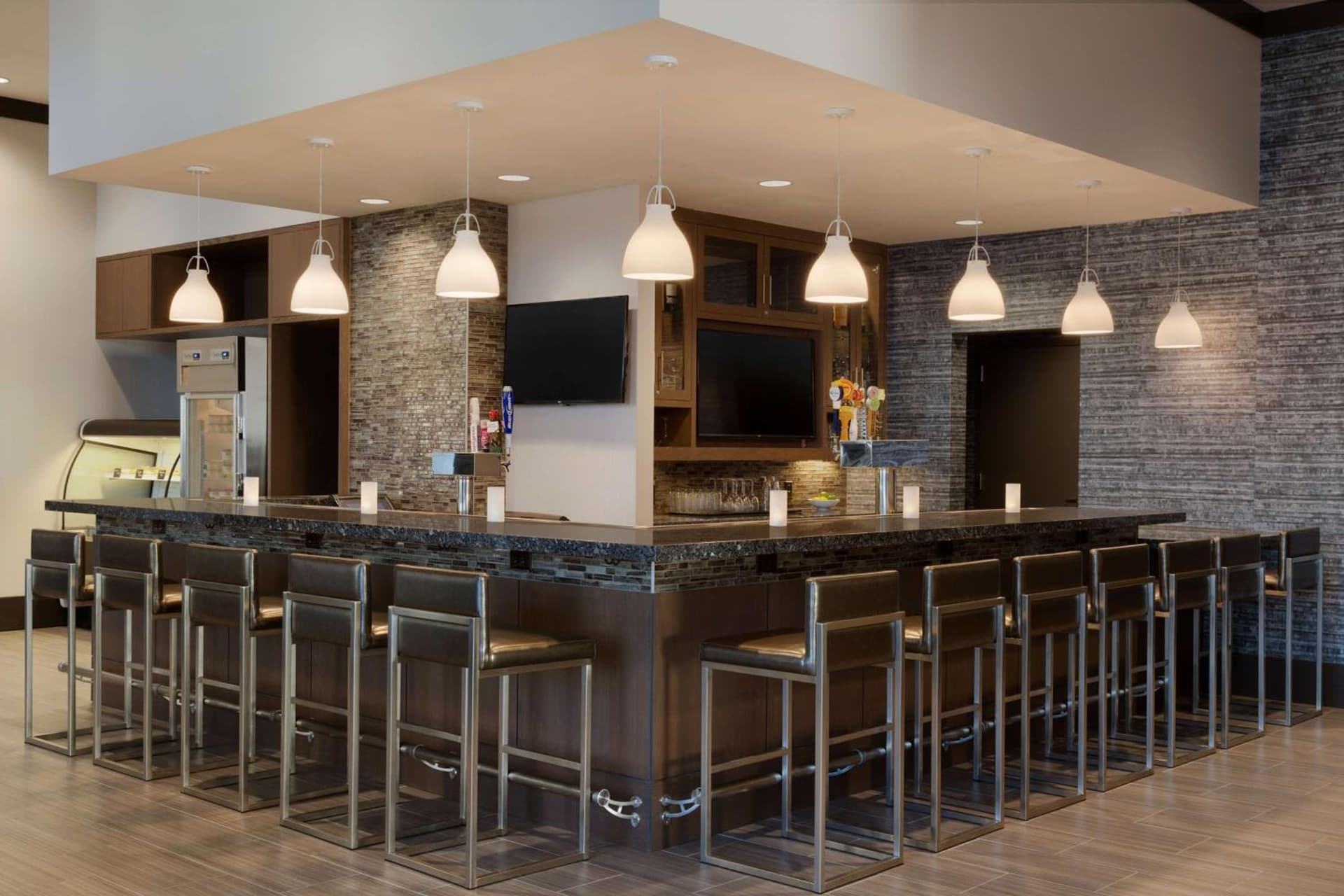 Embassy Suites by Hilton The Woodlands at Hughes Landing