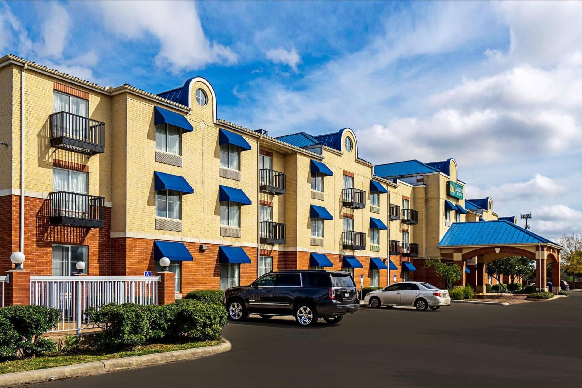 Quality Suites San Antonio Northeast