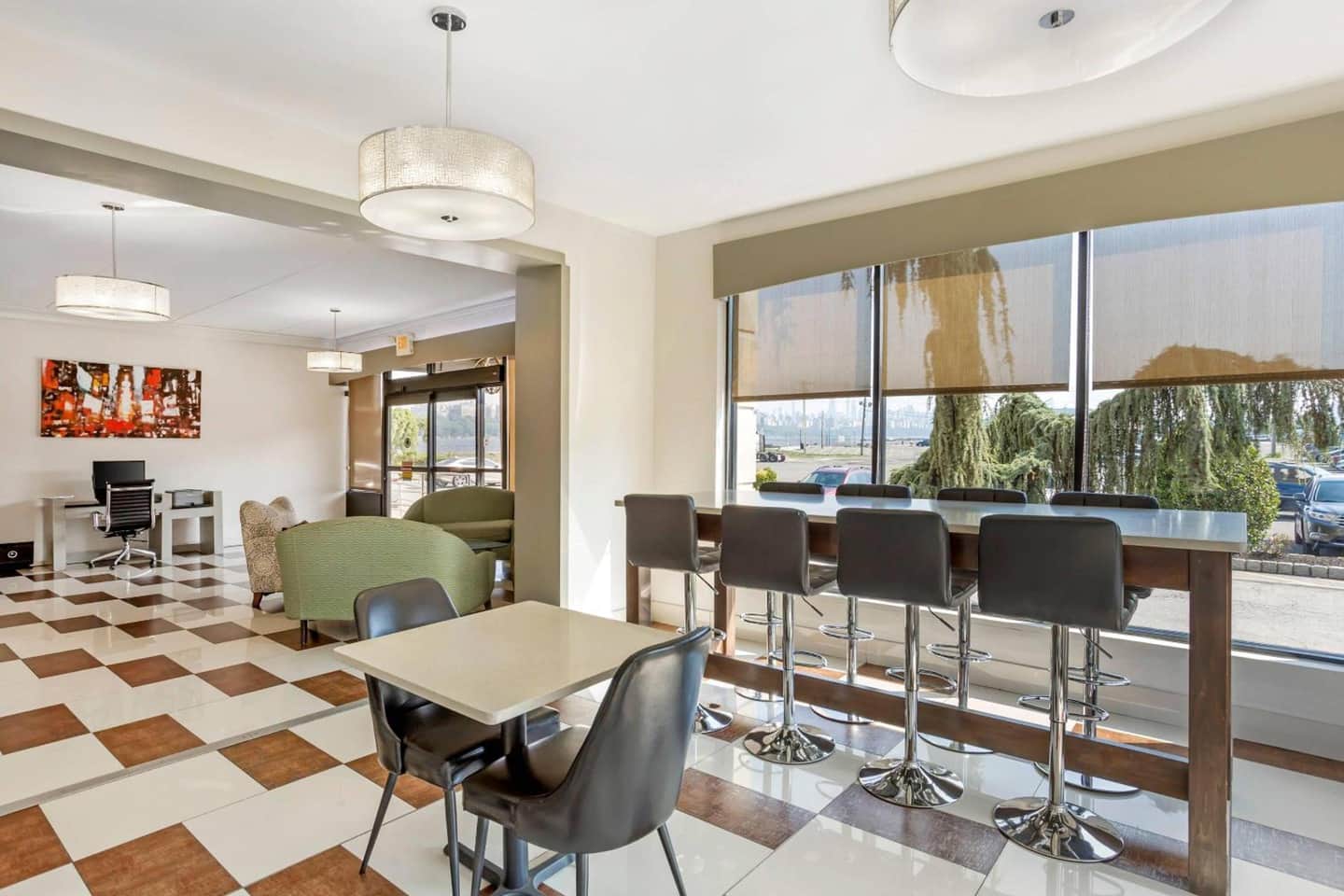 Comfort Inn Edgewater on Hudson River