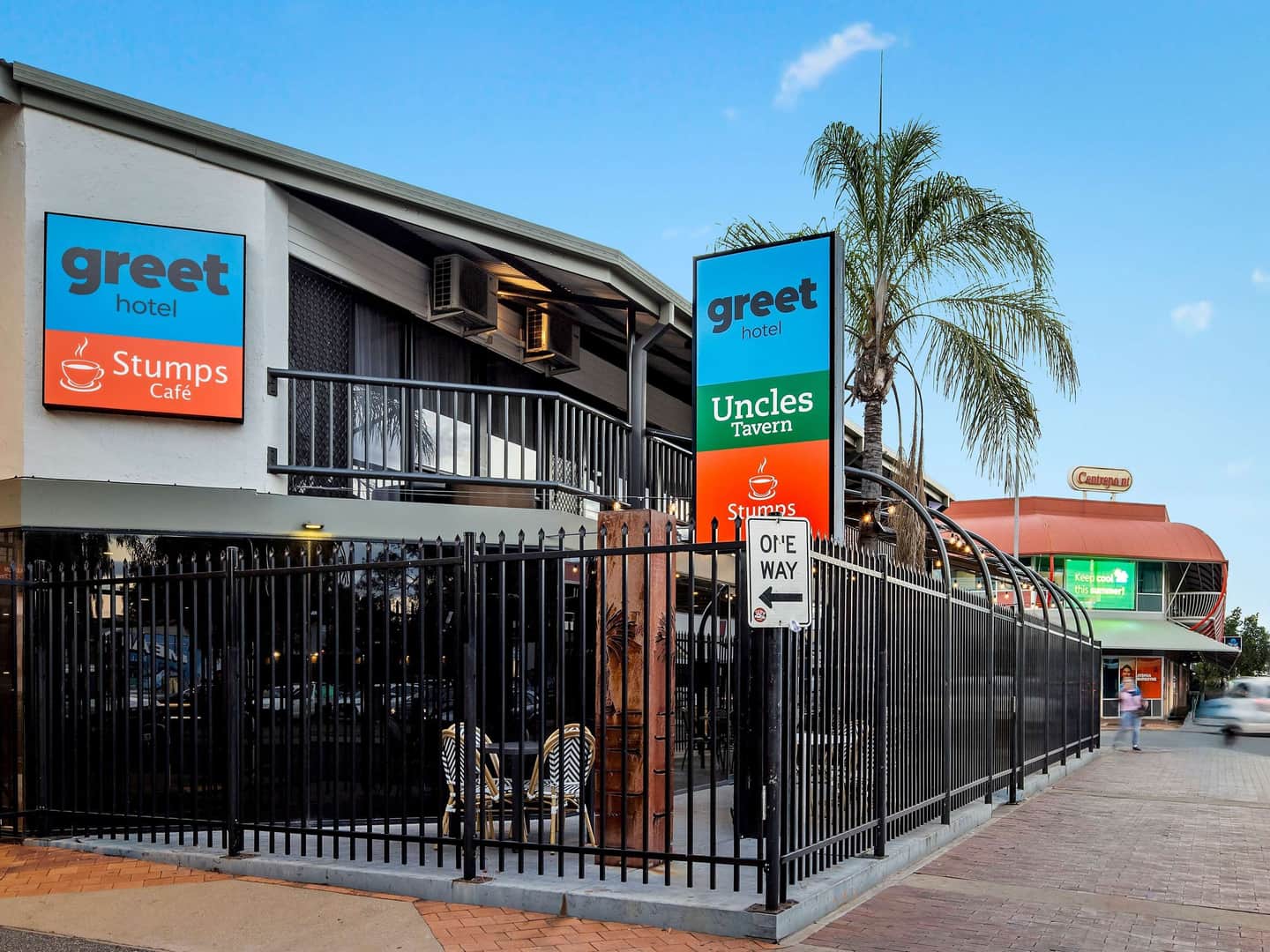 greet Hotel Alice Springs