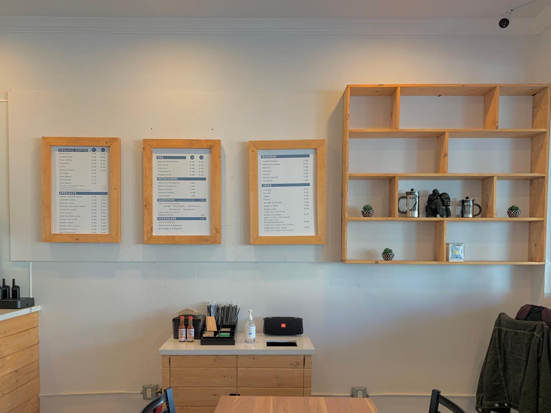 Hometel Suites