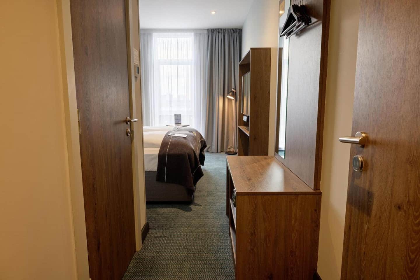 Holiday Inn - the niu, Loom Manchester North by IHG