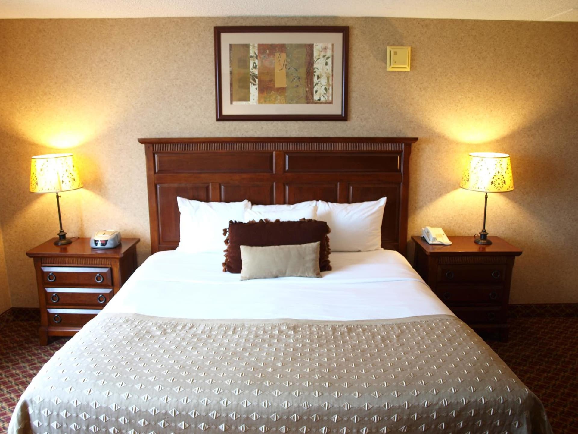 Ramada by Wyndham Topeka Downtown Hotel & Convention Center