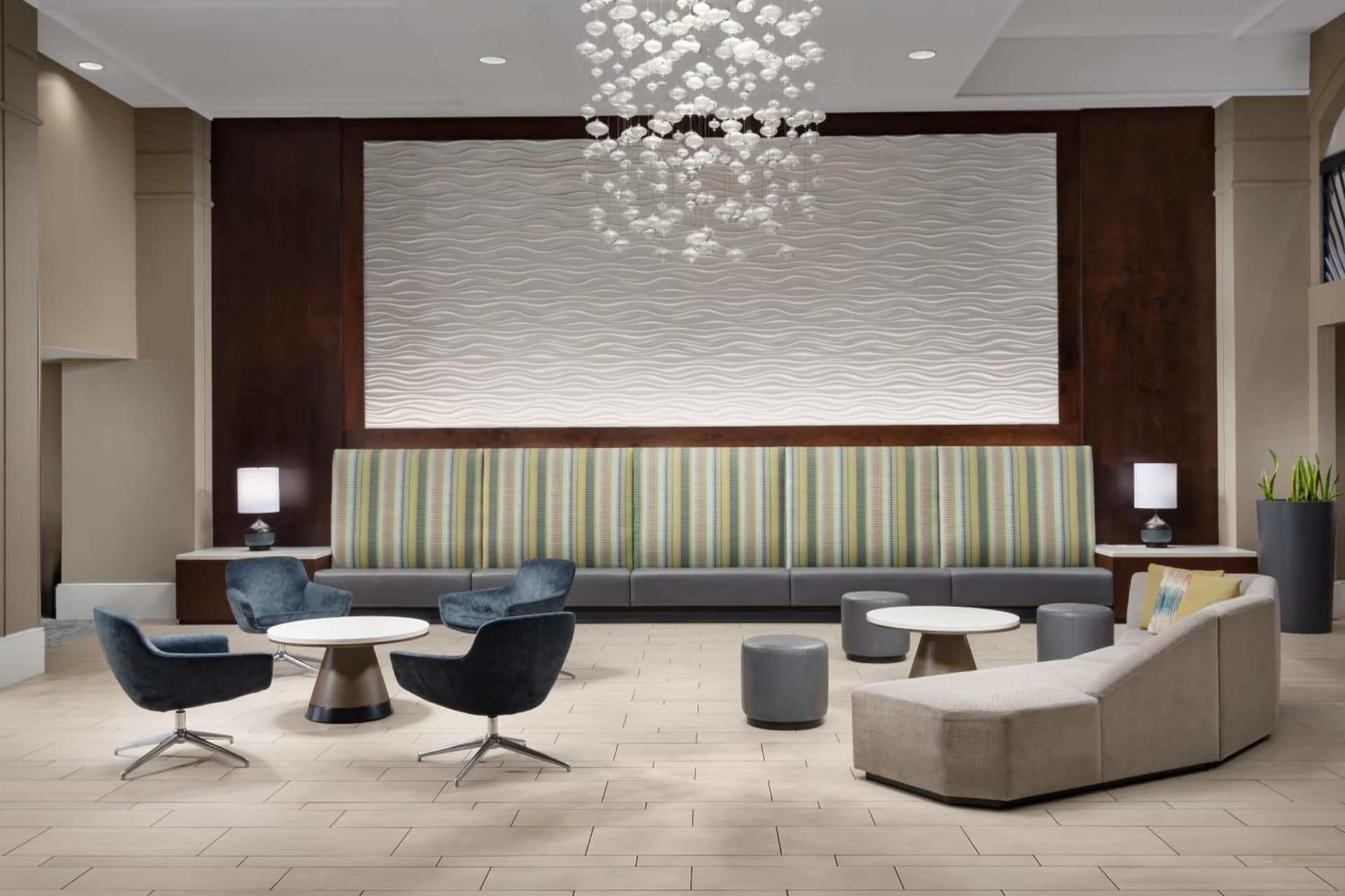 Embassy Suites by Hilton Orlando Lake Buena Vista Resort