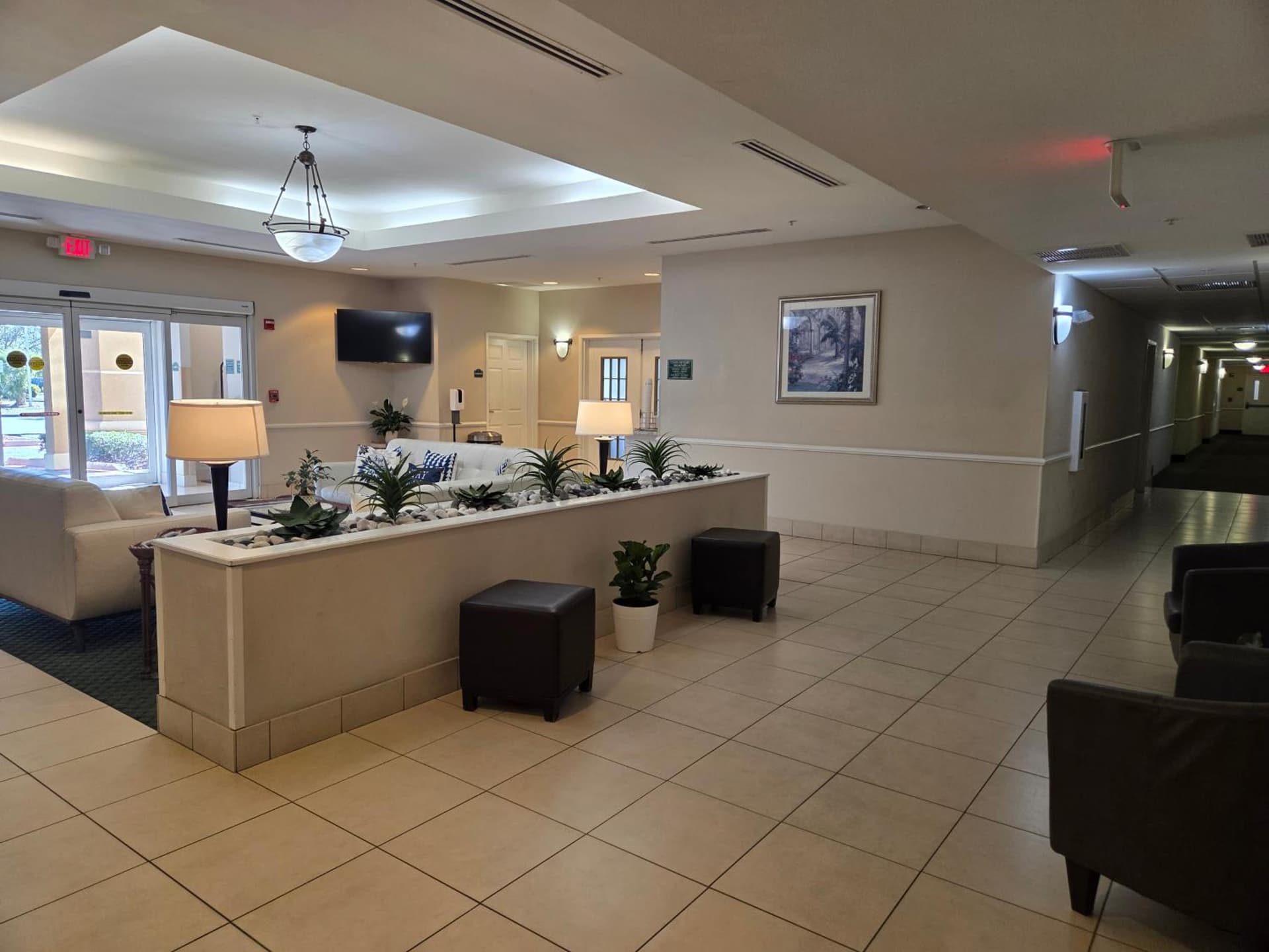 Staywell Inn & Suites I-75