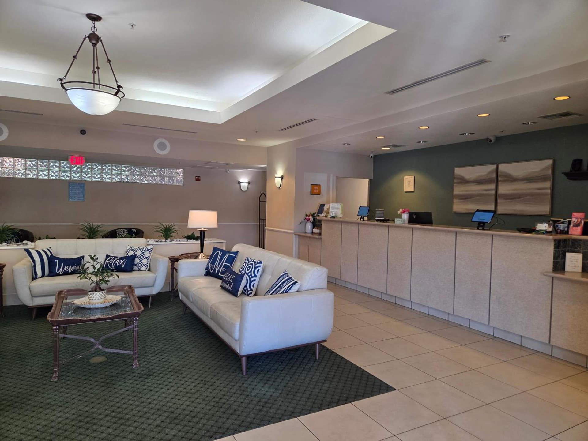 Staywell Inn & Suites I-75