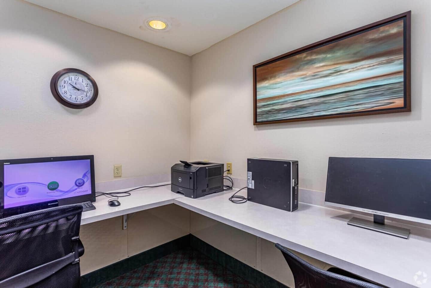 Staywell Inn & Suites I-75