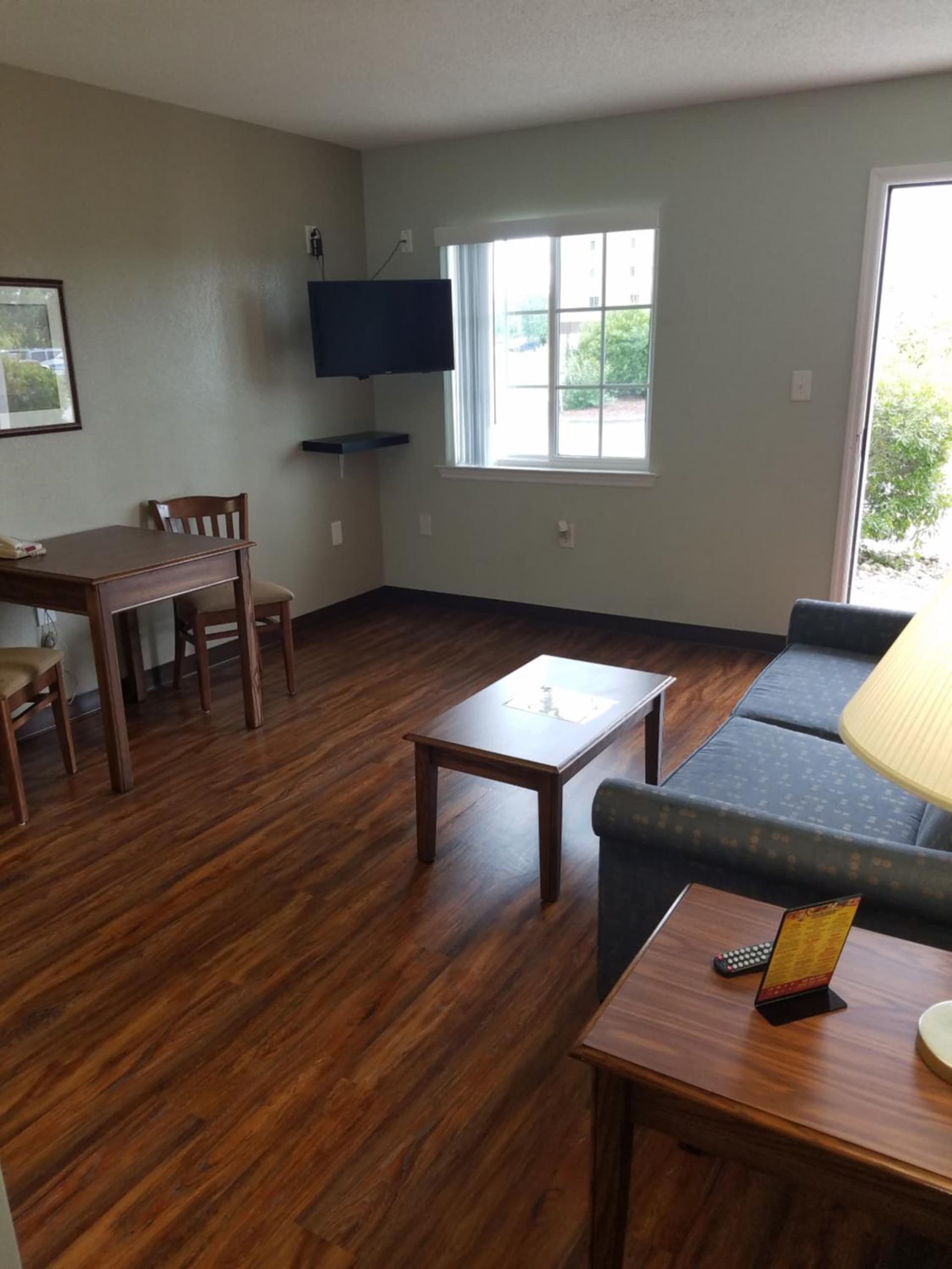 Affordable Suites Jacksonville