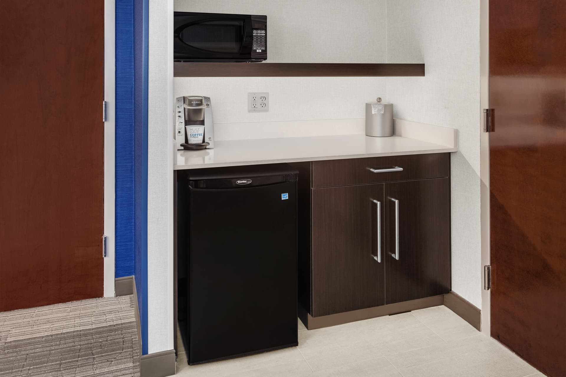 Holiday Inn Express & Suites South Portland