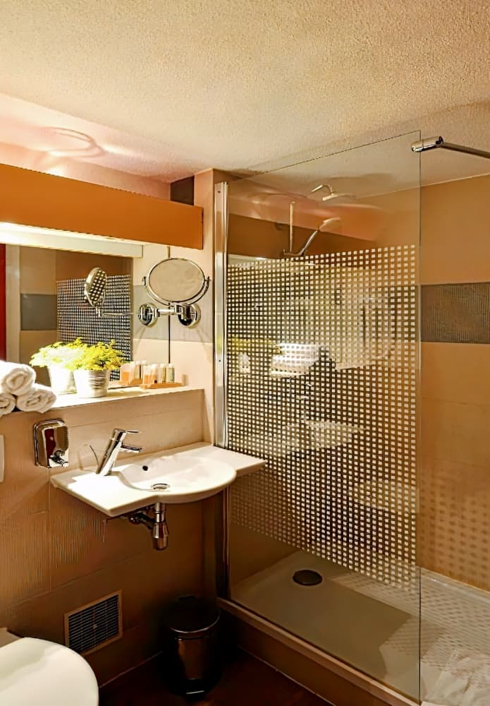 The Originals City, Hôtel Porte de Genève